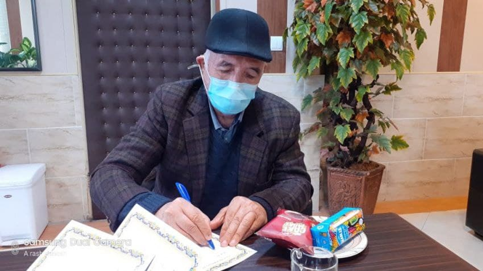 انعقاد تفاهم نامه ساخت مدرسه مشارکتی با علی چالیان خیرکشوری در روستای تاریخی و گردشگری وفس