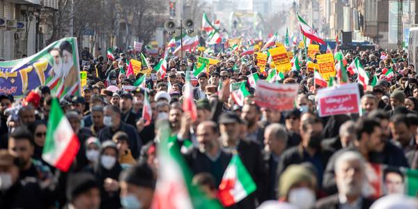 مسئولان باید قدرشناس حضور گسترده مردم در راهپیمایی ۲۲ بهمن باشند