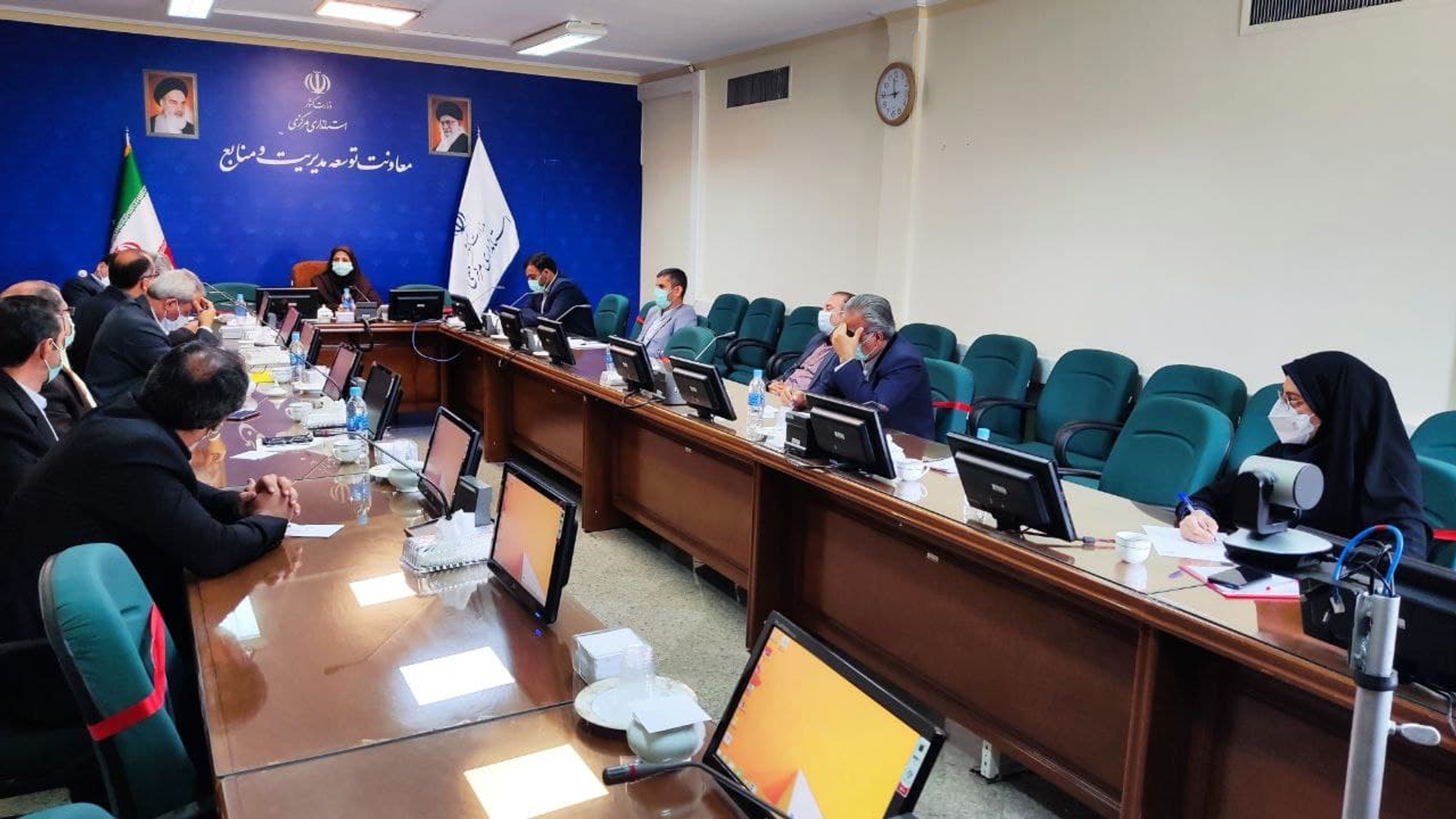 جلسه کمیته سرمایه انسانی و فرهنگ سازمانی استانداري مركزي
