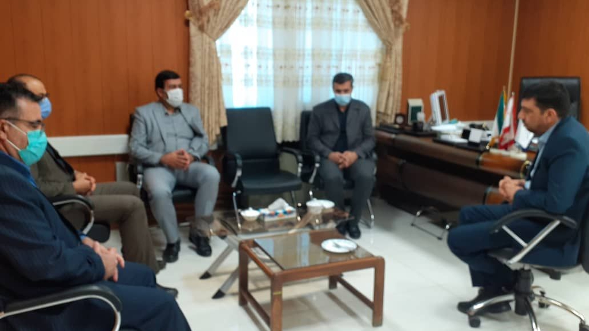 نشست مدیر کل تامین اجتماعی استان و مدیران سه ناحیه اراک با فرماندار
