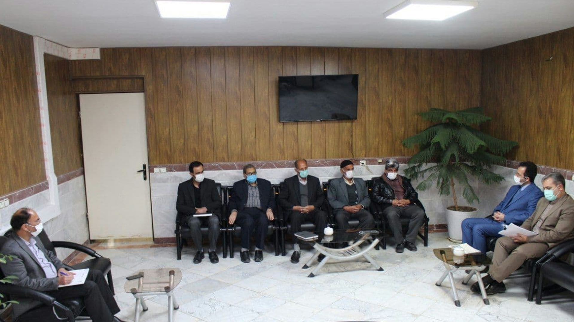 نشست مشورتی مدیرکل دفتر با اعضای شوراهای اسلامی بخش مرکزی شهرستان محلات