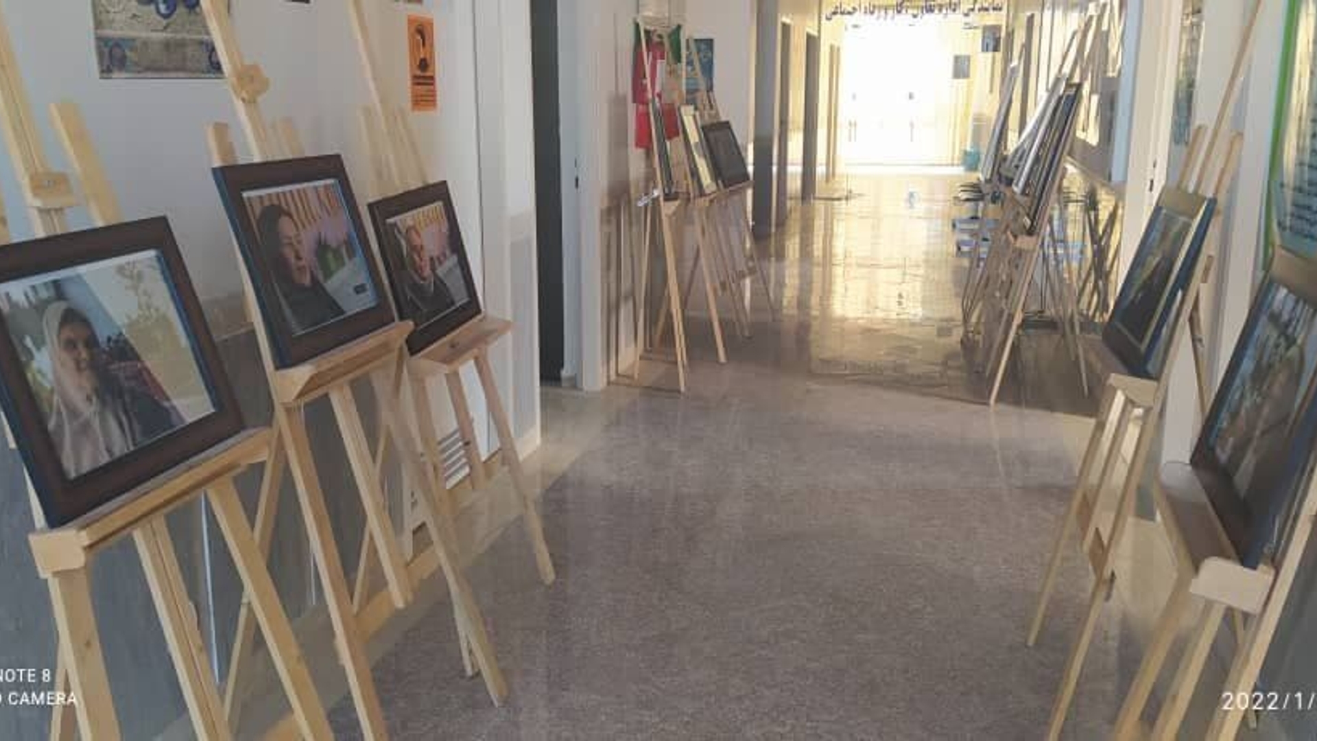 اولین نمایشگاه تخصصی بانوان هنرمند شهرستان کمیجان تحت عنوان *مهر مادری*