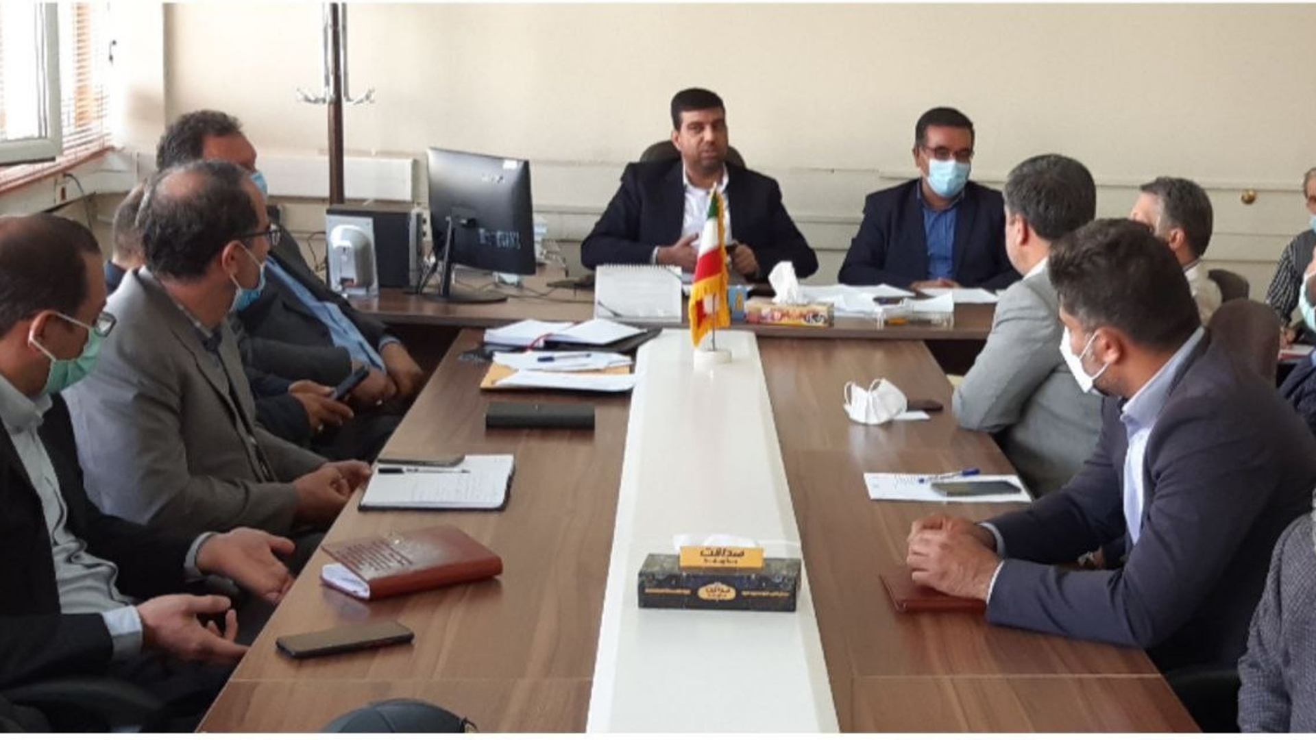 اولین جلسه ستاد تنظیم بازار شهرستان اراک به ریاست مهندس هادی فرماندار اراک در سال جدید برگزار شد
