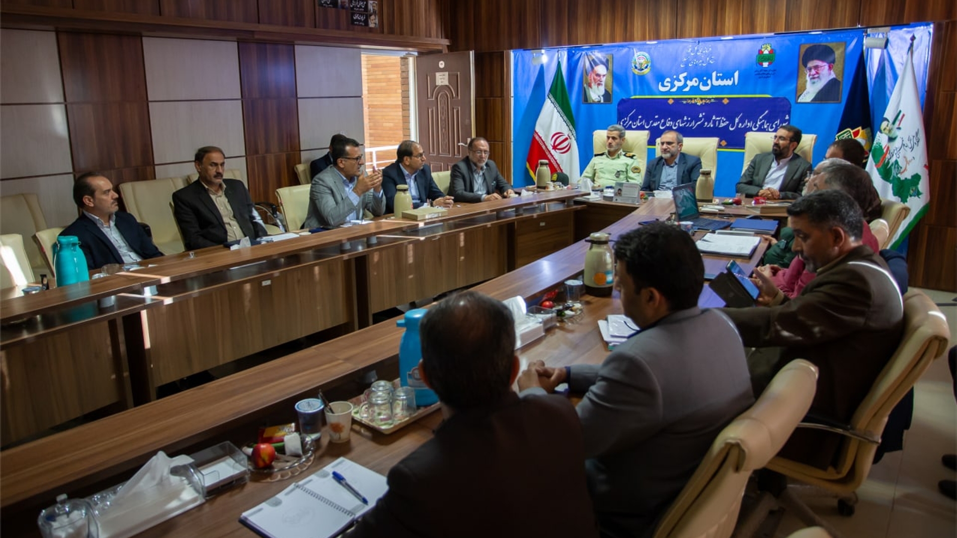 جلسه شورای هماهنگی حفظ آثار و نشر ارزش‌های دفاع مقدس استان مرکزی