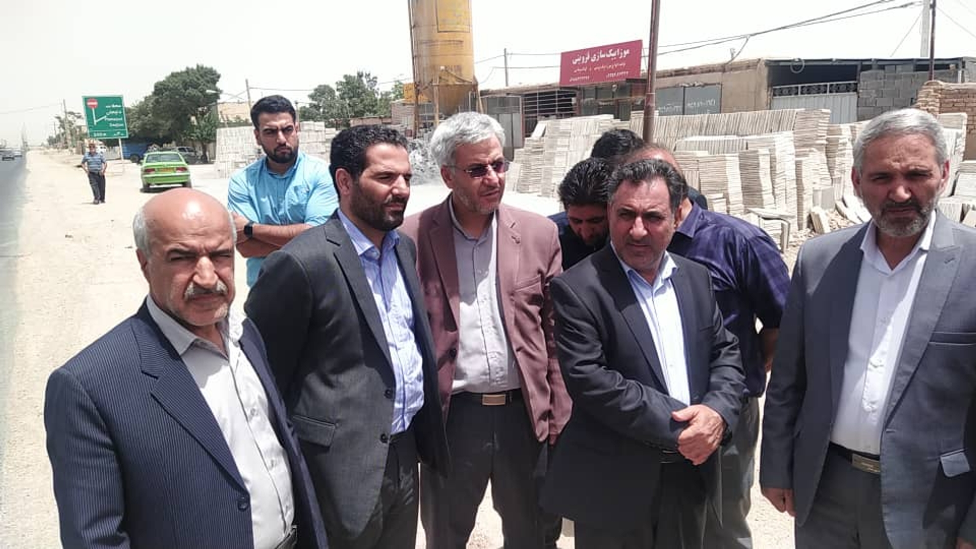 معاون وزیر راه و شهرسازی از تعدادی از پروژه های حوزه راه و شهرسازی در خمین بازدید کرد