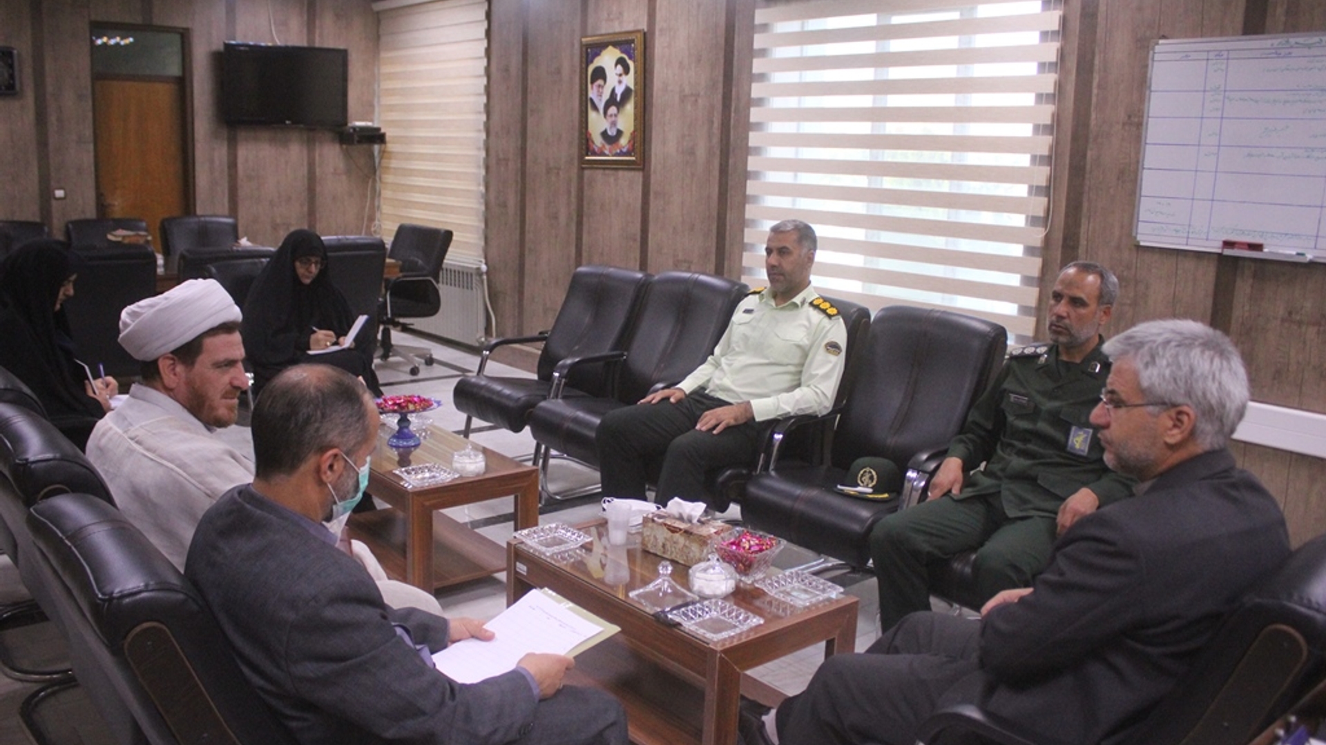 دومین جلسه قرارگاه عفاف و حجاب در شهرستان خمین برگزار شد
