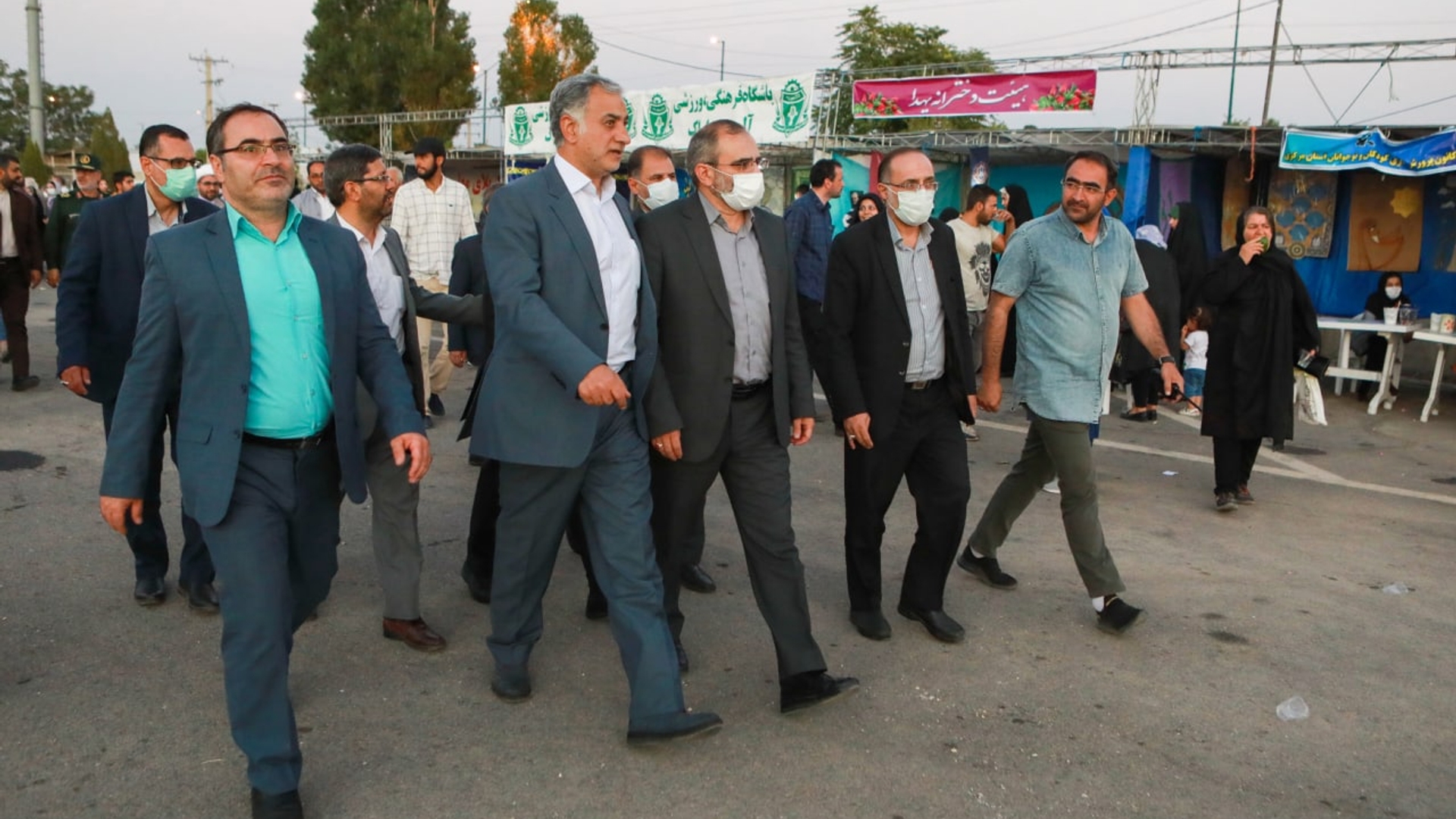 بازدید از نمایشگاه و غرفه های ورزشگاه امام خمینی (ره) و پارک ملت عید غدیر