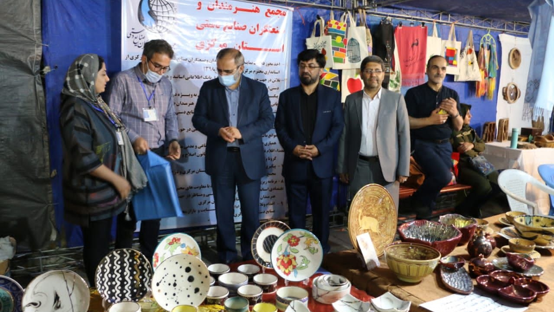 افتتاح نمایشگاه دستاوردهای سازمان های مردم نهاد در اراک
