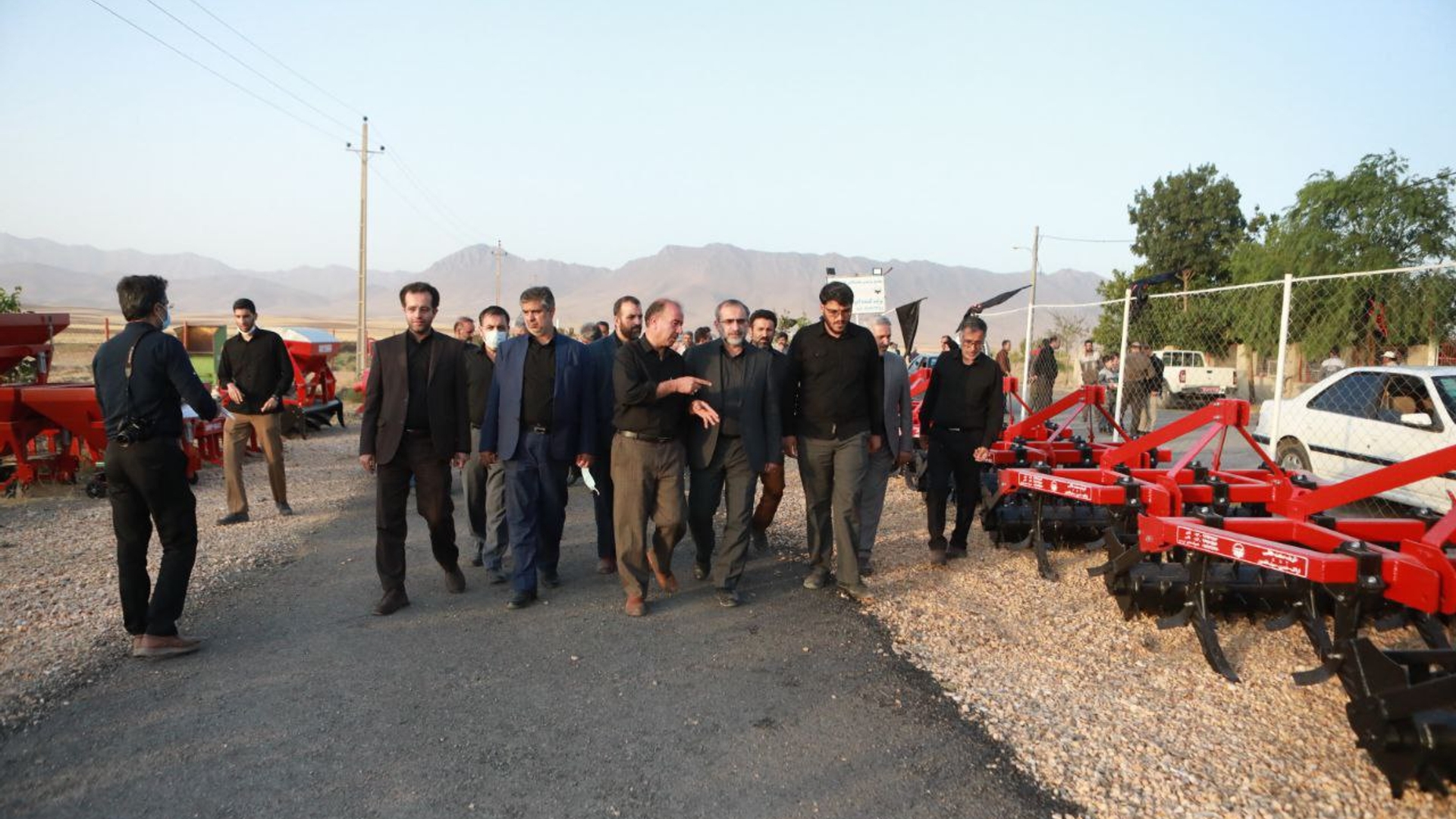 بازدید از دو شرکت ظریف صنعت و نوین صنعت در روستای چقا سیف الدین