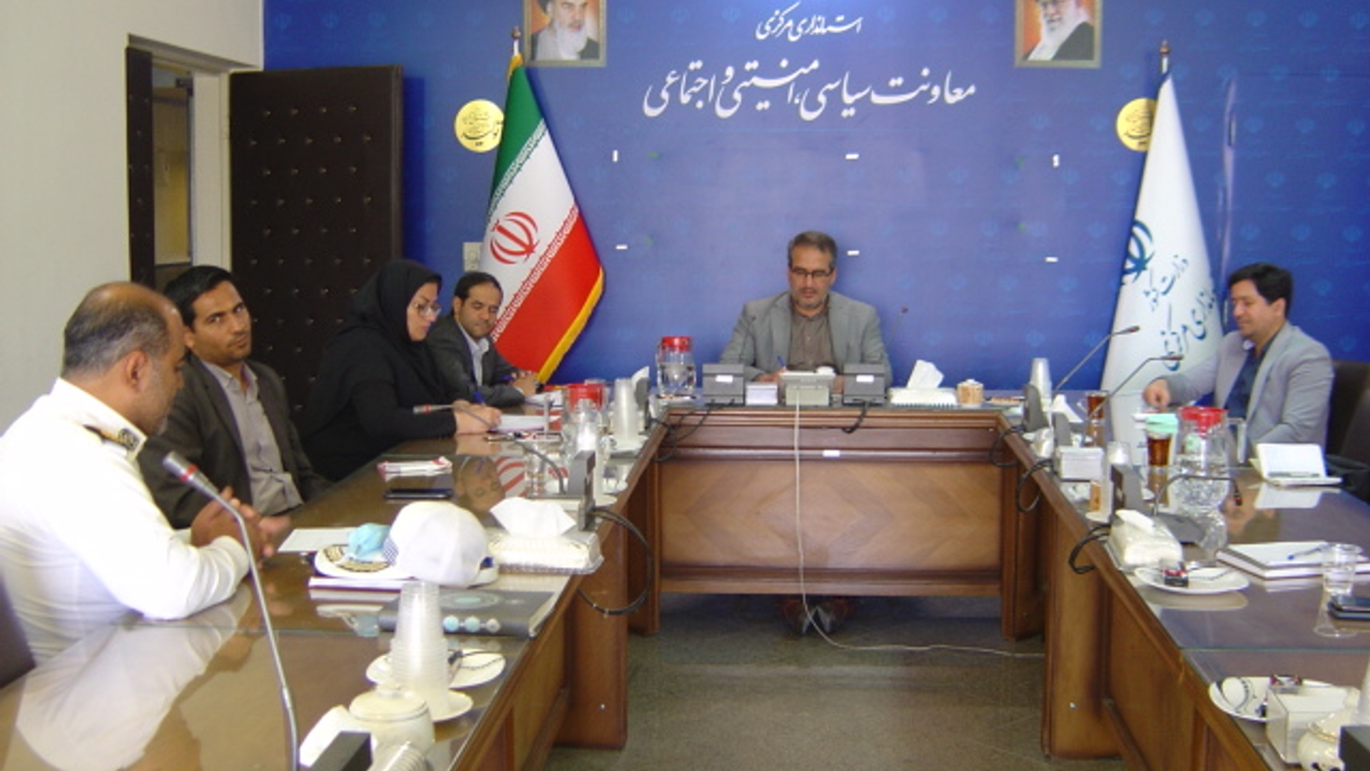 جلسه کمیته امنیتی بررسی مسائل ترافیکی بازگشایی مدارس در مورخ 1401-6-28 به ریاست آقای رحیمی تبار مدیر کل امنیتی و انتظامی برگزار گردید.