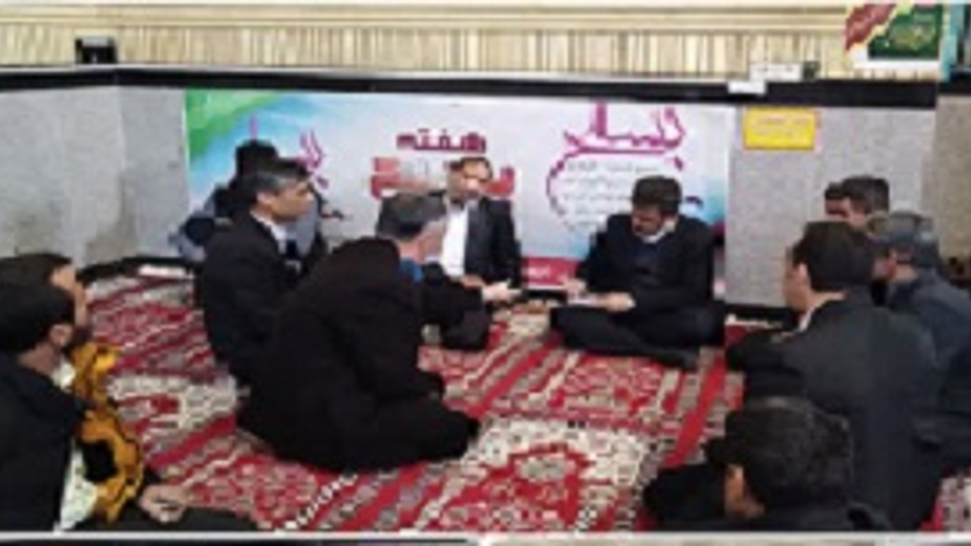 برگزاری دیدار مردمی فرماندار شهرستان شازند در مصلی نماز جمعه شهر مهاجران