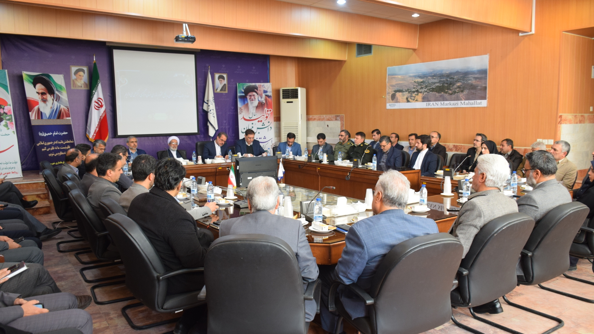 برگزاری جلسه شورای اداری شهرستان محلات با حضور رییس سازمان بازرسی کل کشور