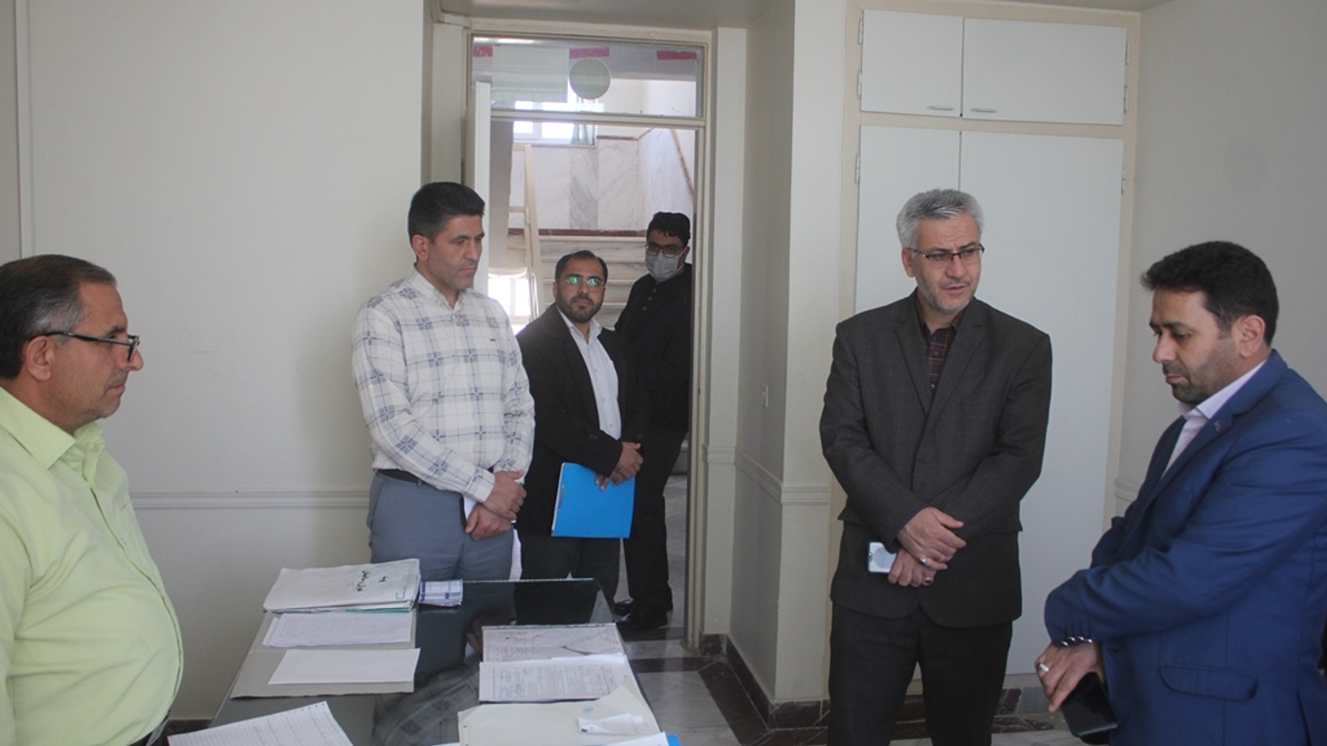 فرماندار از اداره کمیته امداد امام خمینی (ره) شهرستان خمین بازدید کرد