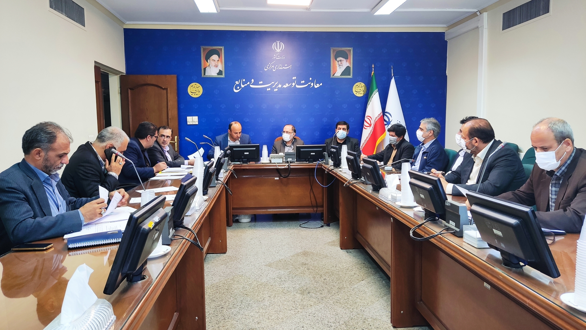 جلسه کمیته مولد سازی و فروش اموال مازاد دستگاه های اجرایی استان