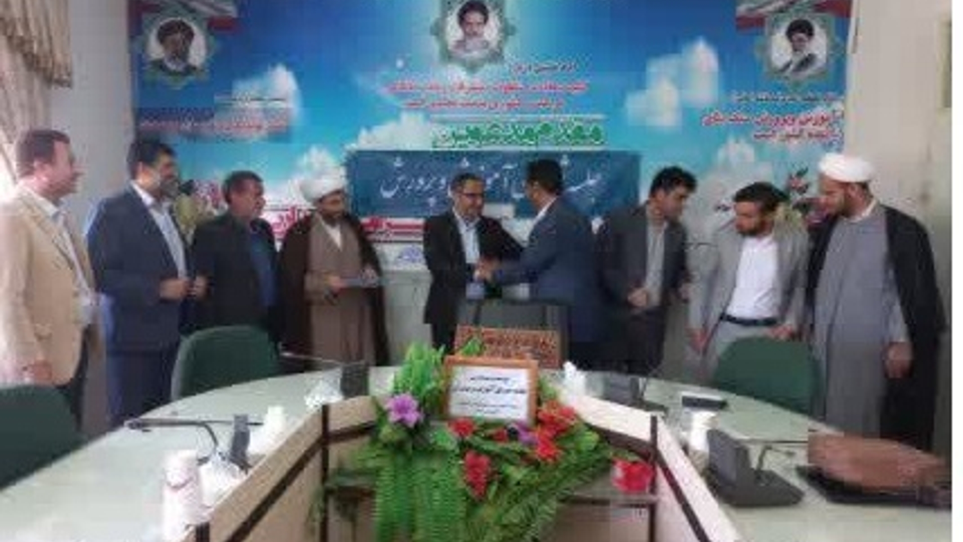 با حضور مدیر کل نوسازی ، توسعه و تجهیز مدارس استان‌ مرکزی :