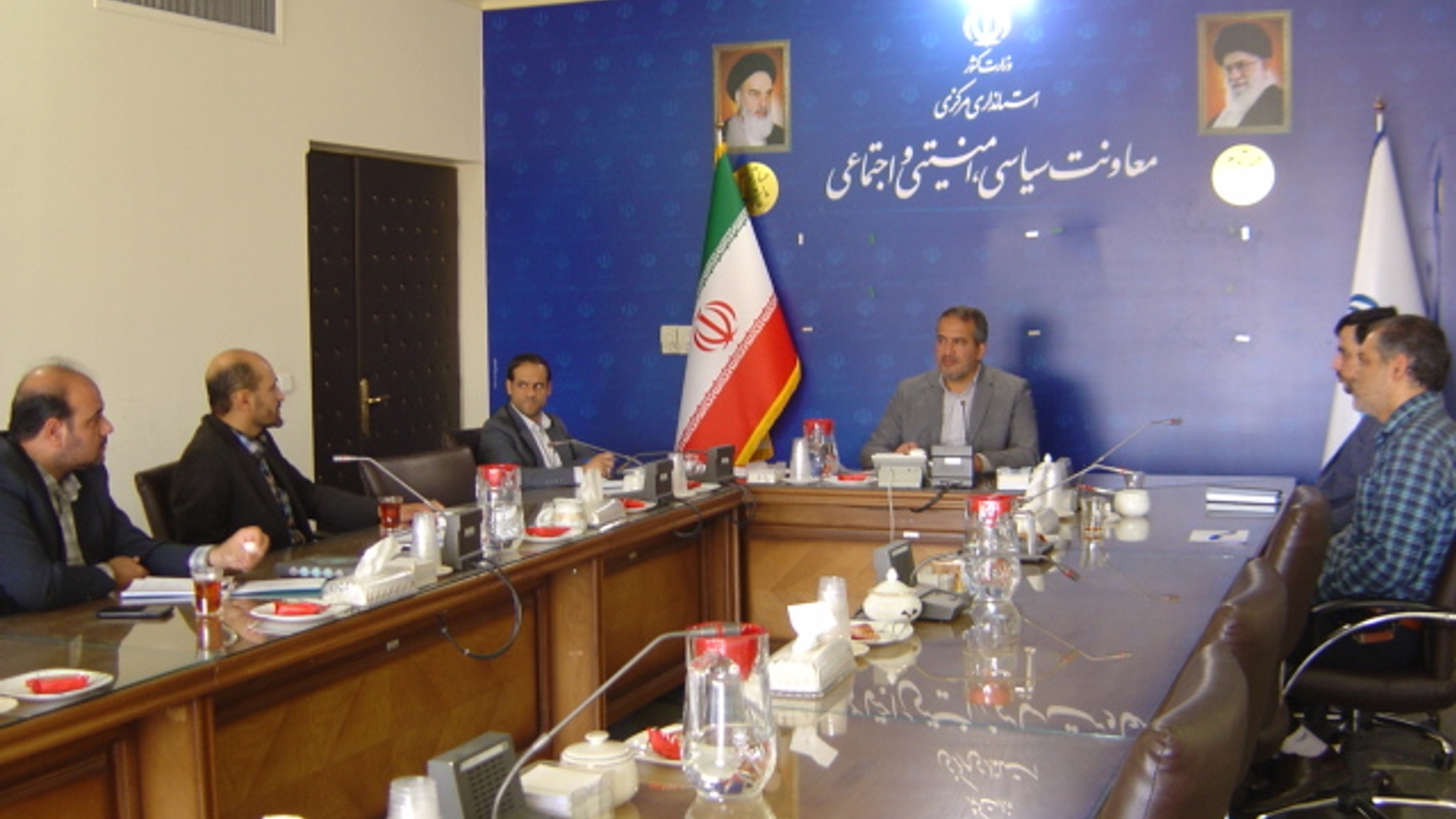 جلسه کمیسیون برآورد اطلاعات استان در ساعت 30-10 صبح روز دوشنبه مورخ 27-6-1402 به ریاست آقای رحیمی تبار برگزار گردید.