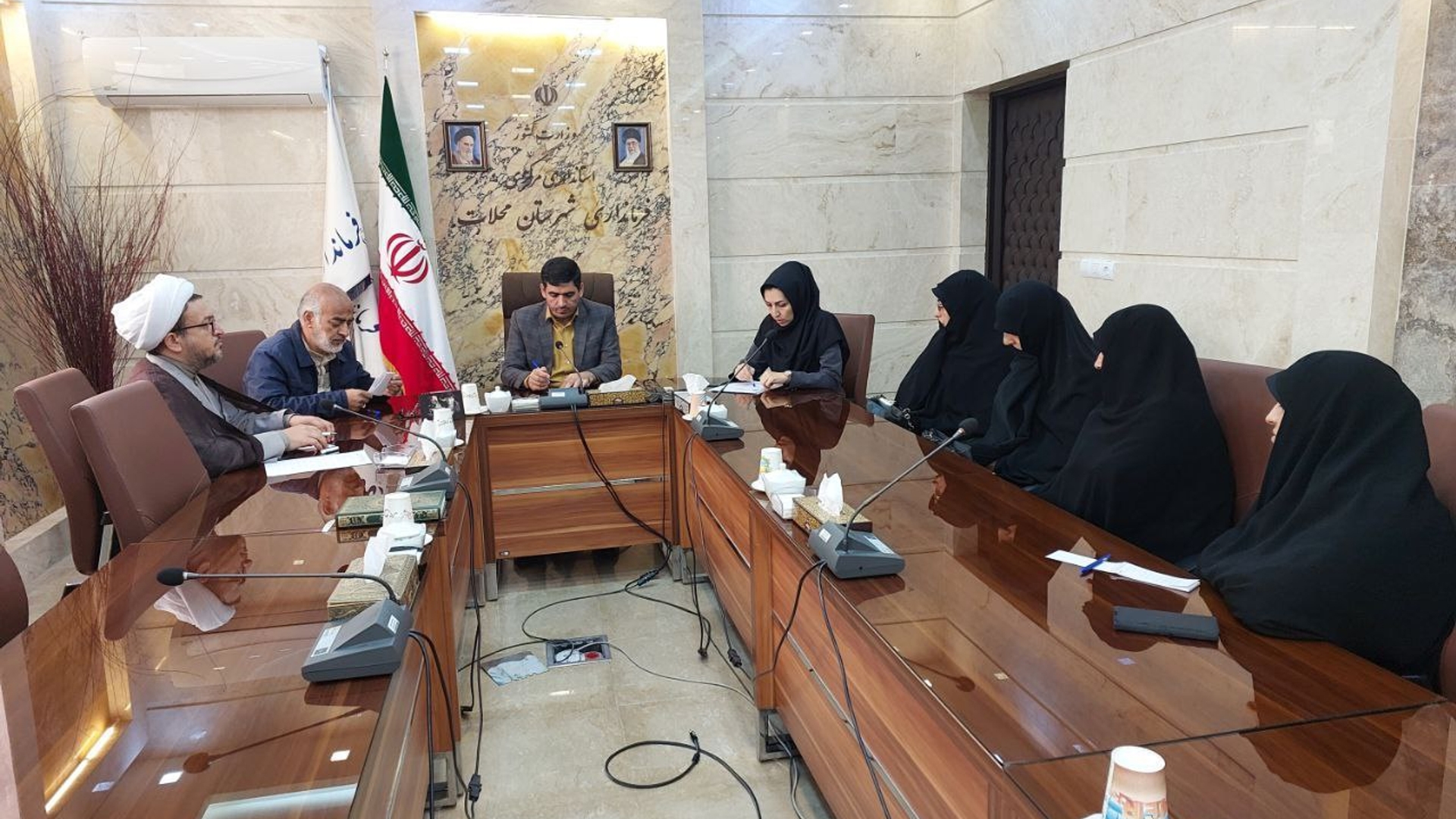 ارزیابی وضعیت عفاف و حجاب در ادارت دولتی شهرستان محلات انجام شد.