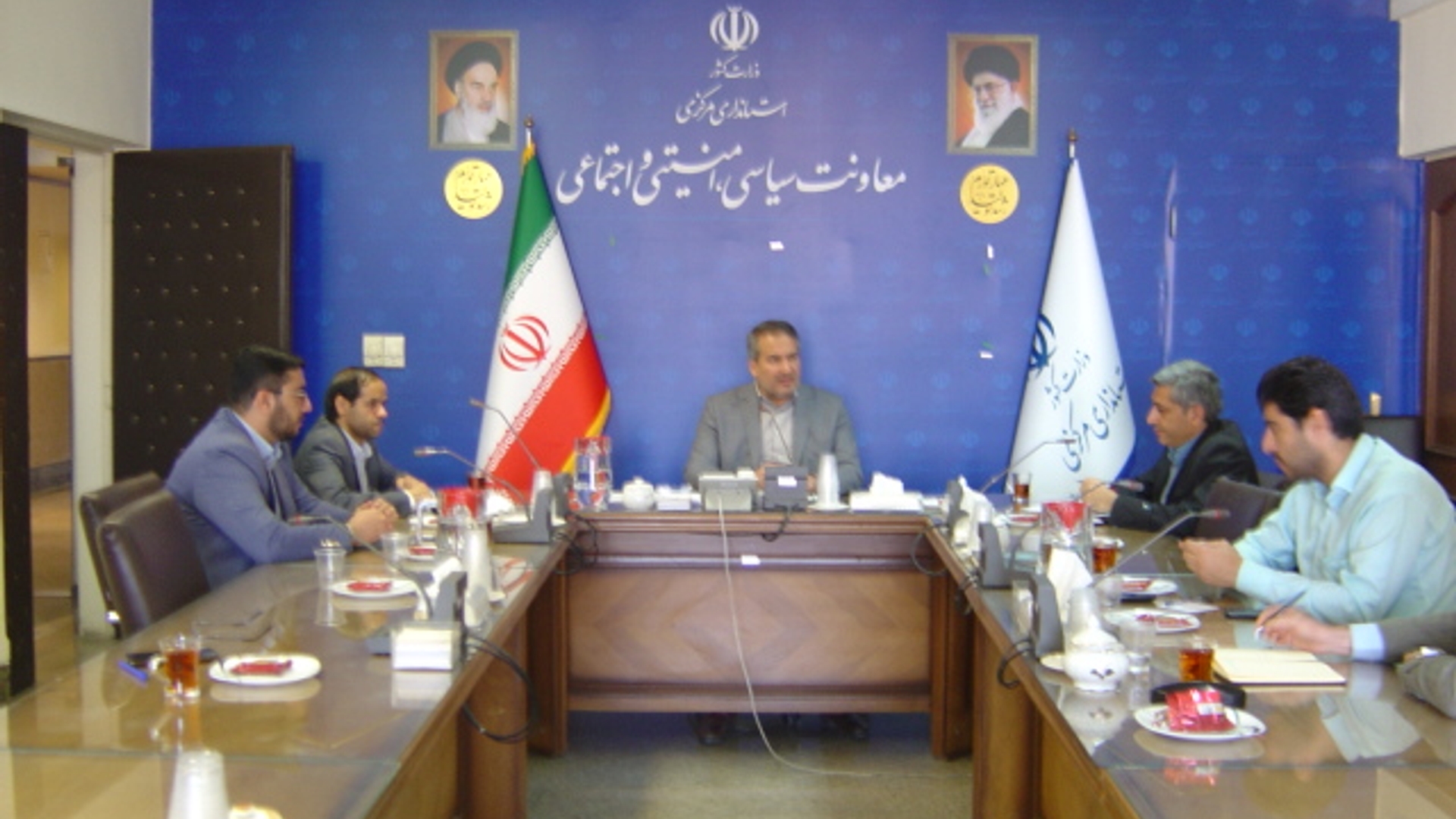 جلسه کمیته تخصصی نظارت بر تخلفات اینترنتی استان راس ساعت 8 صبح روز پنج شنبه مورخ 17-8-1402 به ریاست آقای رحیمی تبار مدیر کل امنیتی و انتظامی برگزار گردید.