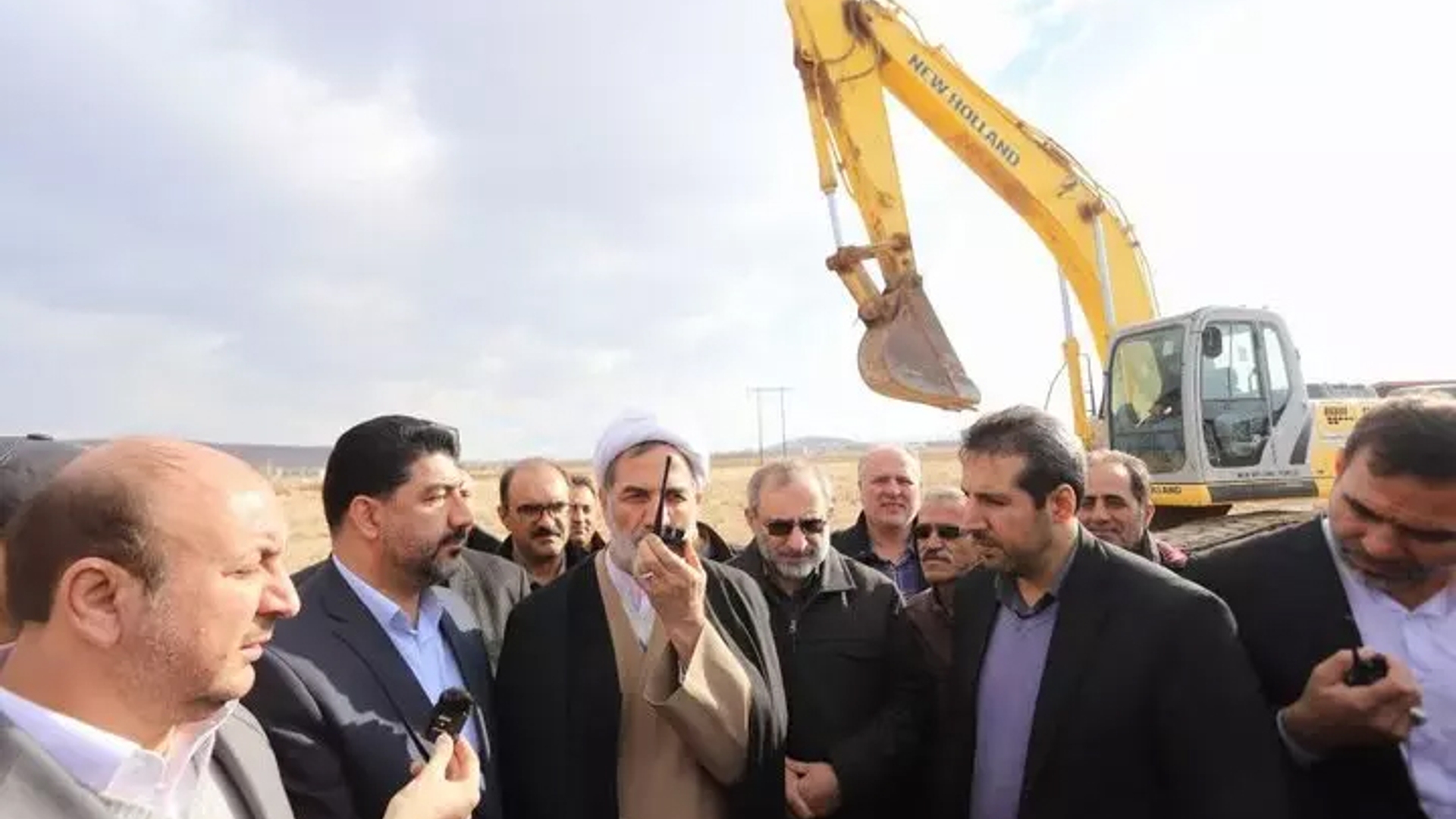افتتاح واحدهای نهضت ملی مسکن و کلنگ‌زنی سه هزار واحد در شهر امیرکبیر