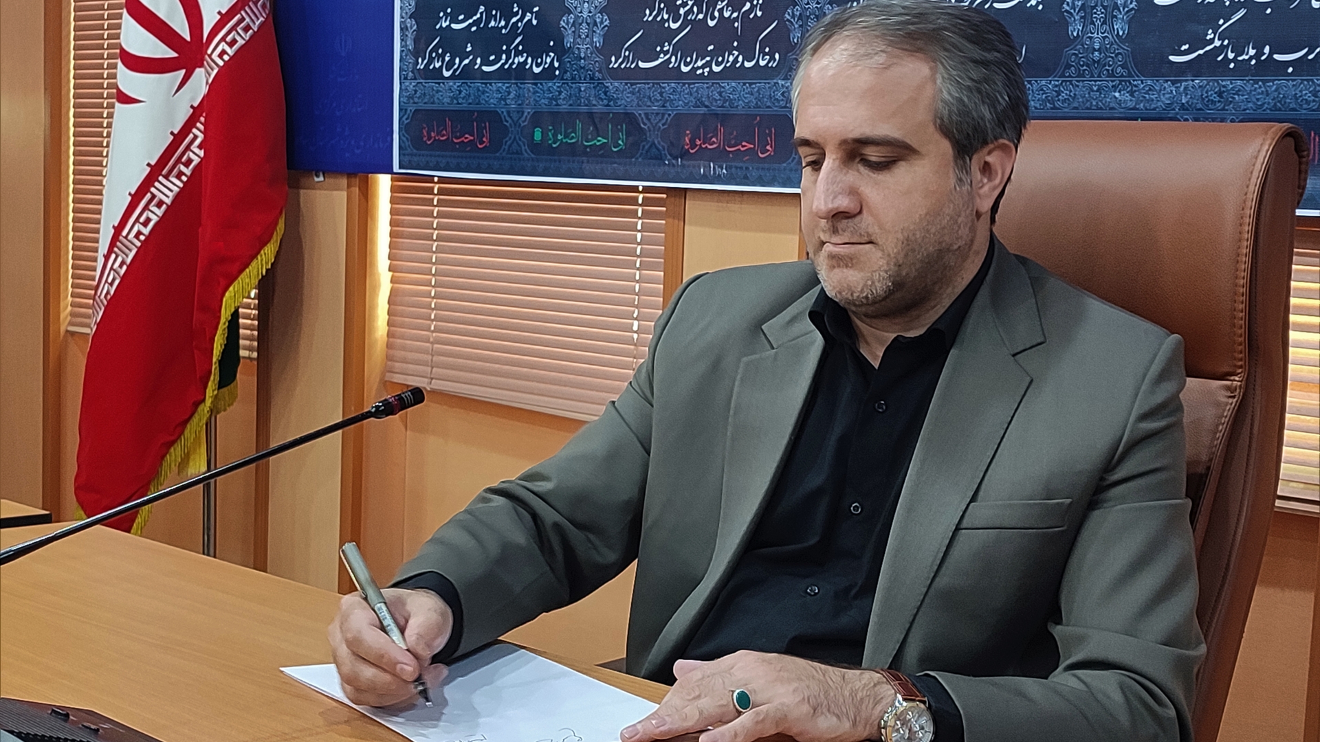 معاون استاندار و فرماندار ویژه‌ ی شهرستان ساوه در پیامی شهادت آیت‌الله سیدابراهیم رئیسی، رئیس‌جمهور اسلامی ایران، دکتر امیرعبداللهیان وزیر امور خارجه، آیت‌الله آل‌هاشم نماینده ولی‌فقیه در آذربایجان شرقی، دکتر رحمتی استاندار آذربایجان شرقی و دیگر همراهان در سانحه هوایی را تسلیت گفت.