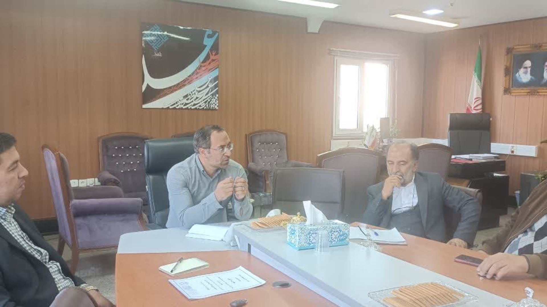 بررسی مشکلات طرح هادی و آسفالت معابر روستاهای شهرستان