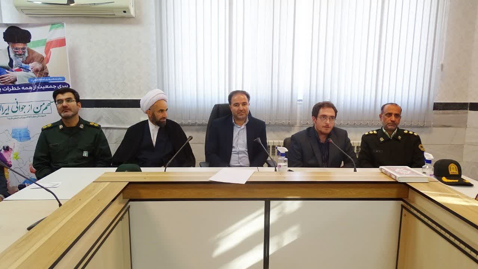 آئین گرامیداشت روز پرستار و روز رادیولوژی در شبکه بهداشت و درمان شهرستان خنداب