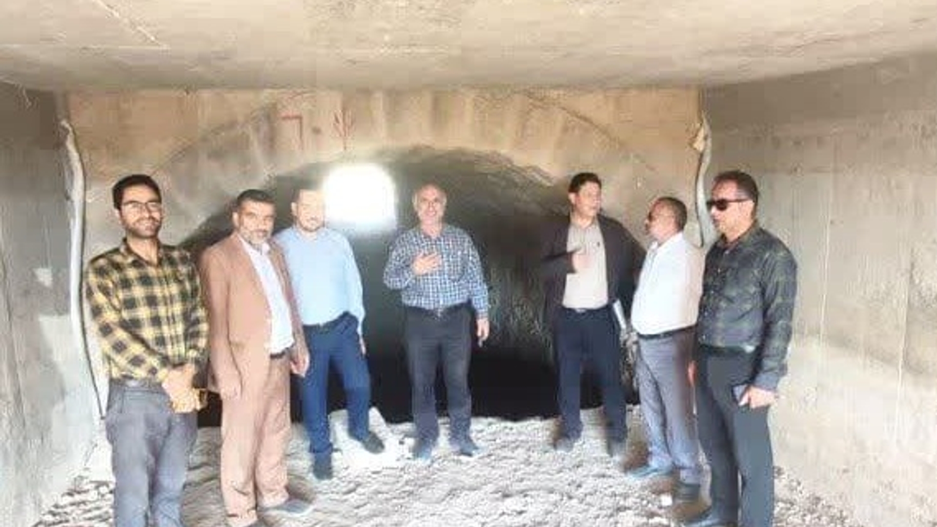 بازدید  از پل زیرگذر دستجرد  در راستای رفع مشکلات پل مذکور