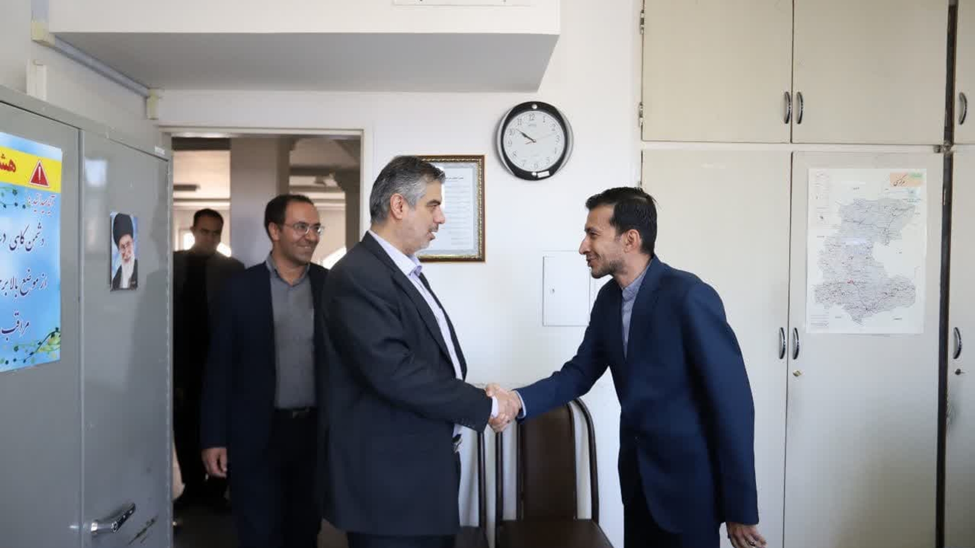 سرکشی و دیدار استاندار مرکزی با همکاران فرمانداری تفرش