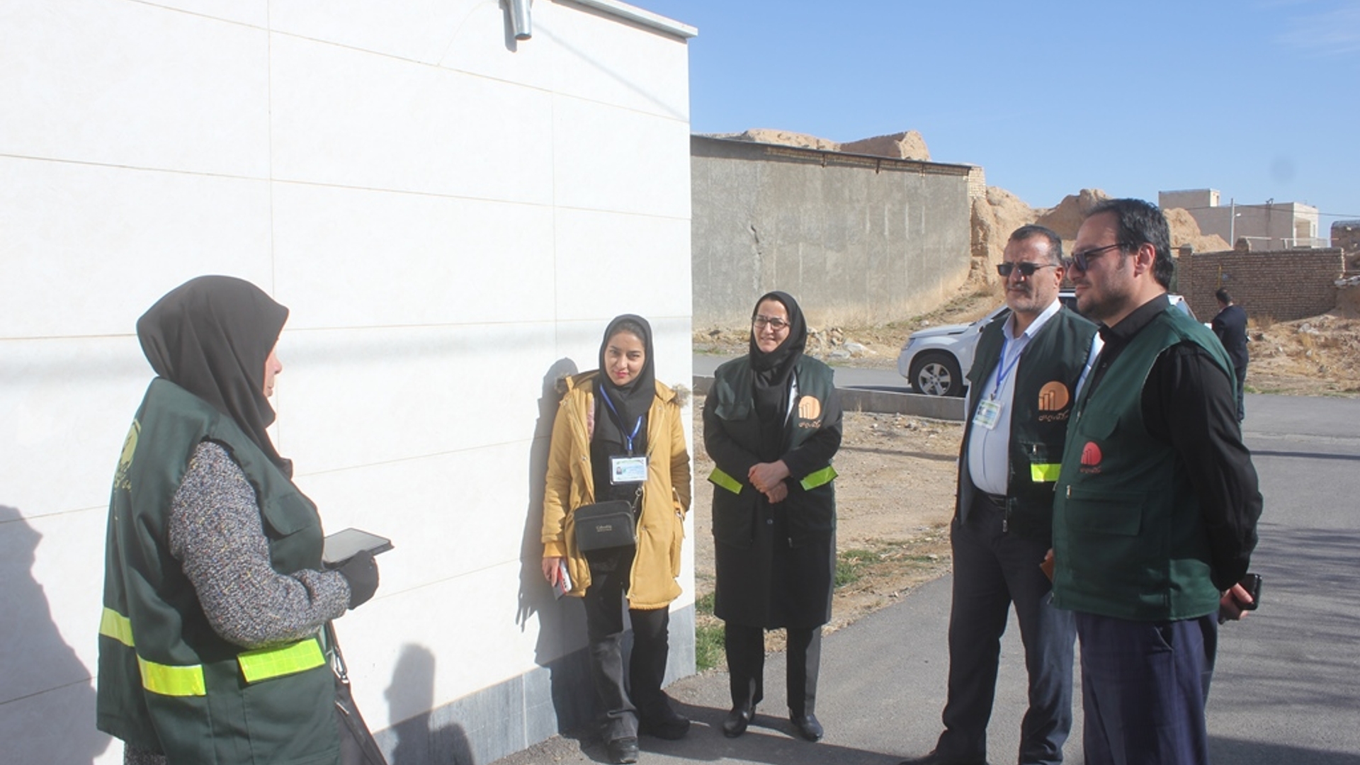 رئیس سازمان مدیریت و برنامه ریزی استان از تعدادی از روستاهای محل اجرای طرح سرشماری عمومی کشاورزی در شهرستان خمین بازدید کرد