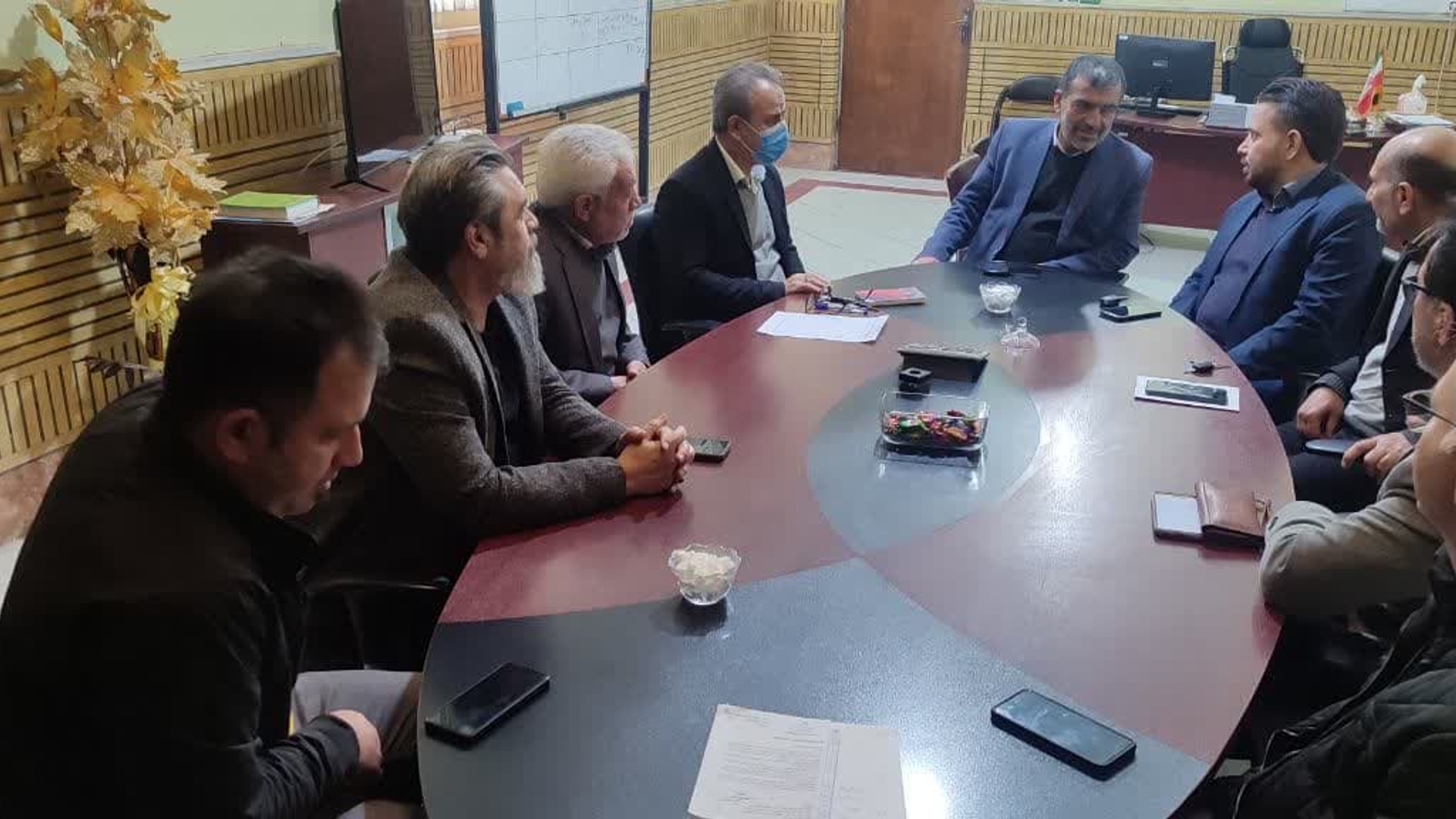 جلسه بررسی مشکلات آب آشامیدنی  روستاهای هبران ، کوشکک، شیرین بلاق  و گلک