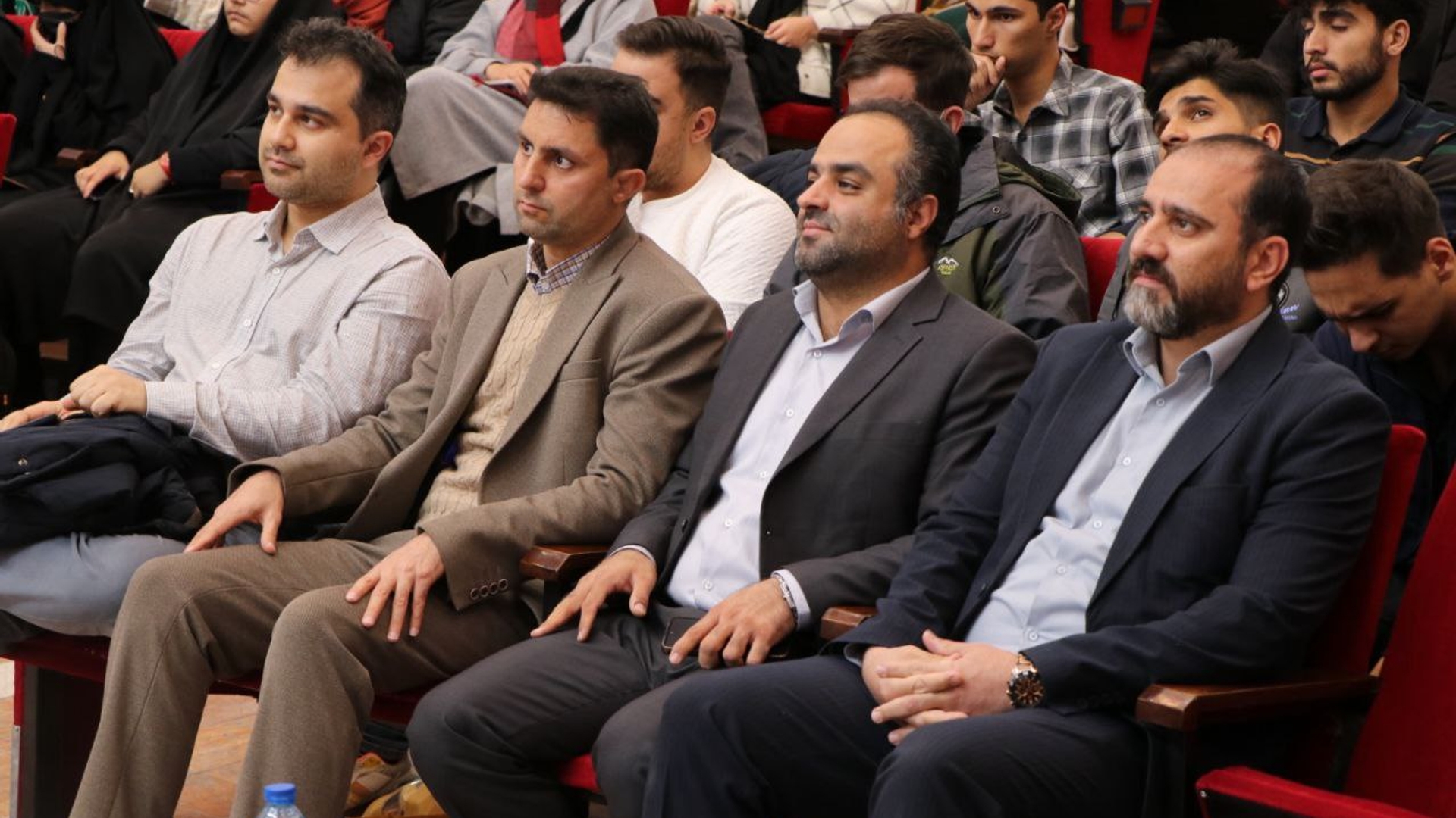 جشن روز دانشجو در مرکز آموزش عالی محلات و دانشگاه آزاد واحد محلات برگزار شد.