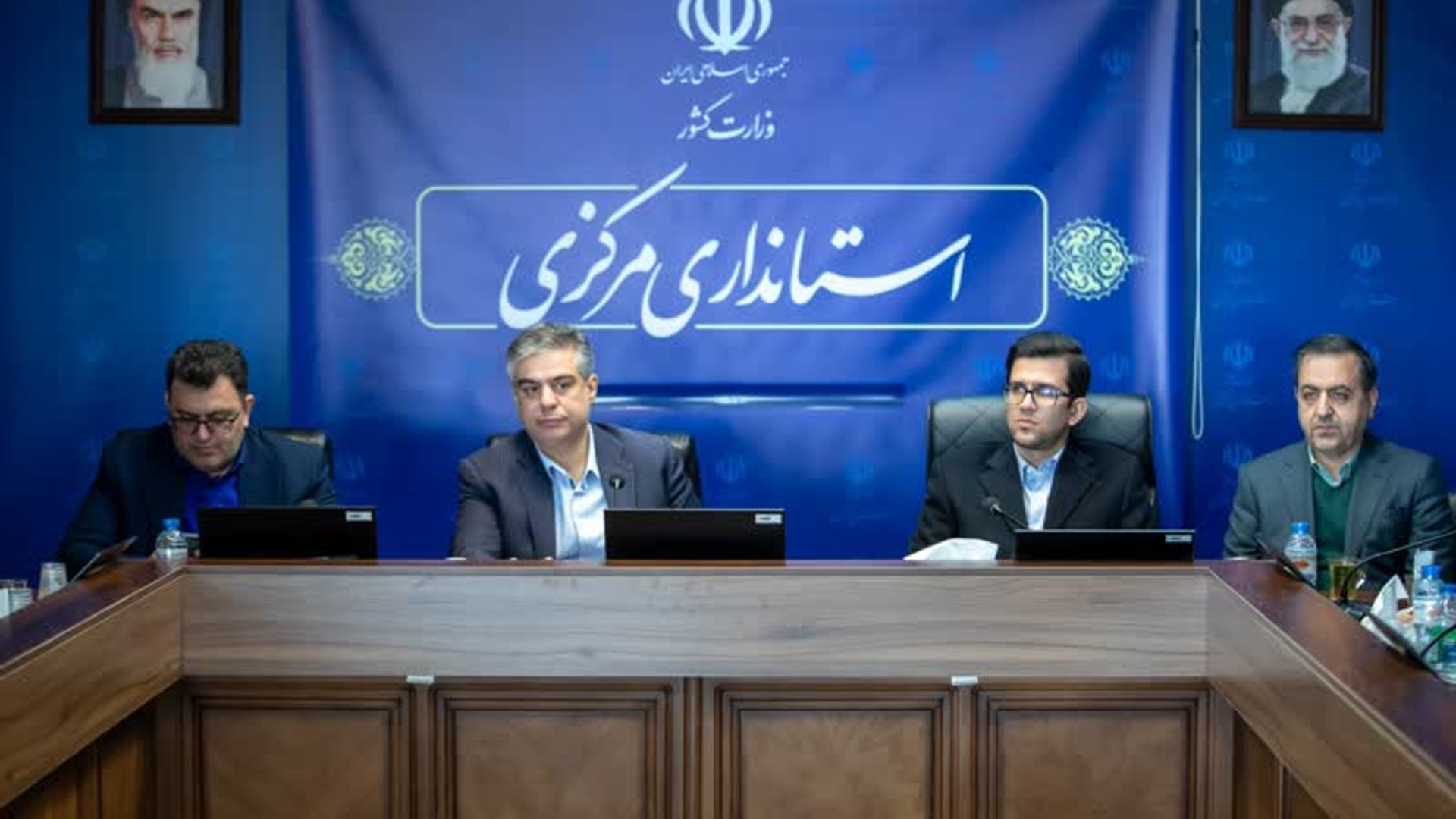 نشست هیئت مدیره کنسرسیوم اقتصادی امیرکبیر با معاون وزیر نفت و استاندار مرکزی