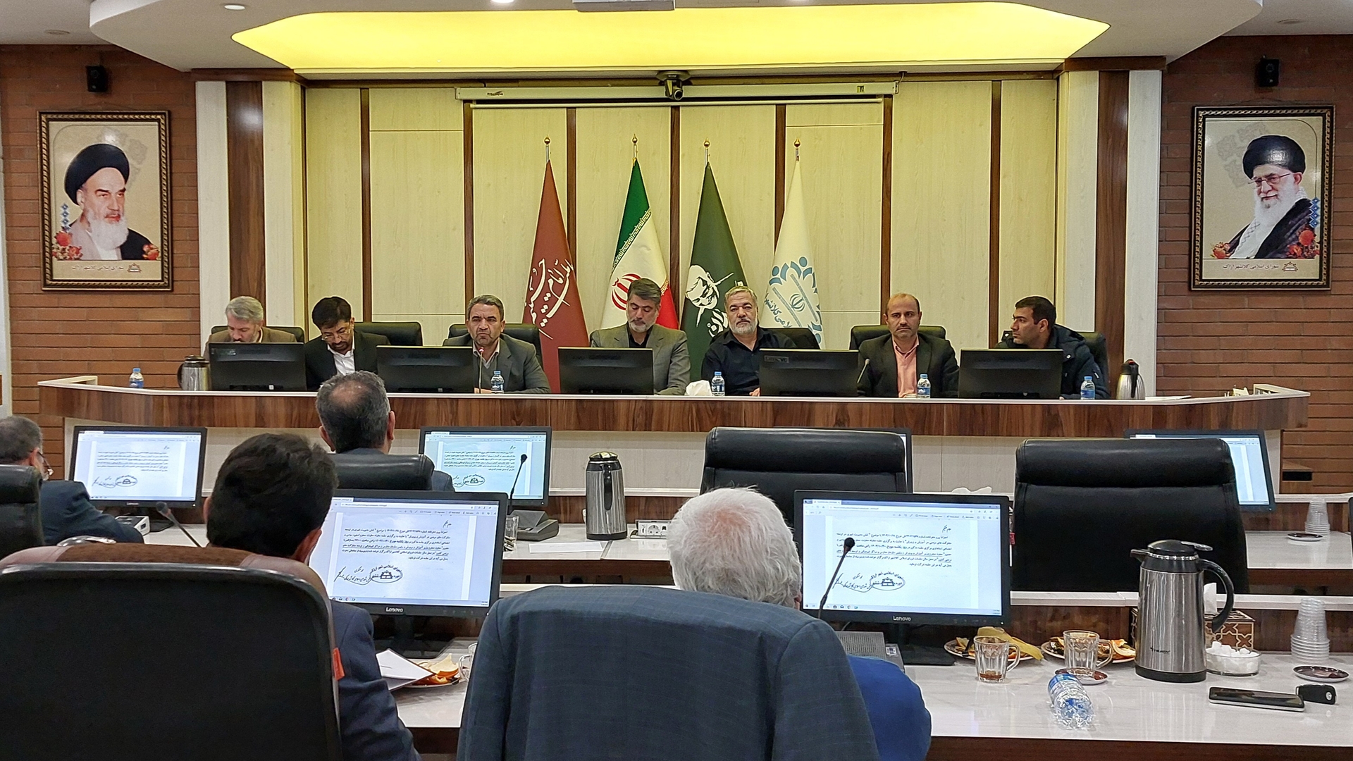 نشست آموزش و پرورش با موضوع نقش مدیریت شهری در توسعه مشارکت‌های مردمی در آموزش و پرورش برگزار شد