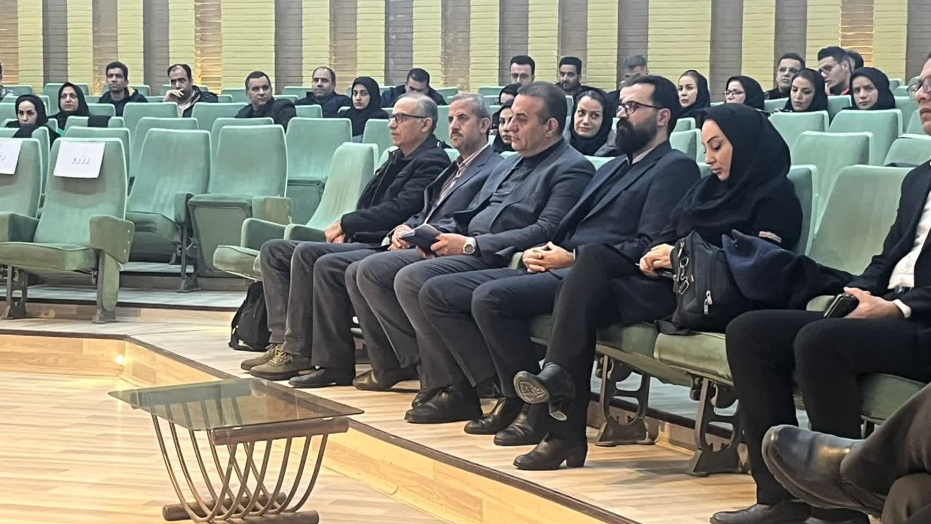 سخنرانی پزشگ‌نیا، مدیرکل پدافند غیرعامل، در کارگاه آموزشی تخصصی پدافند شیمیایی دانشگاه علوم پزشکی