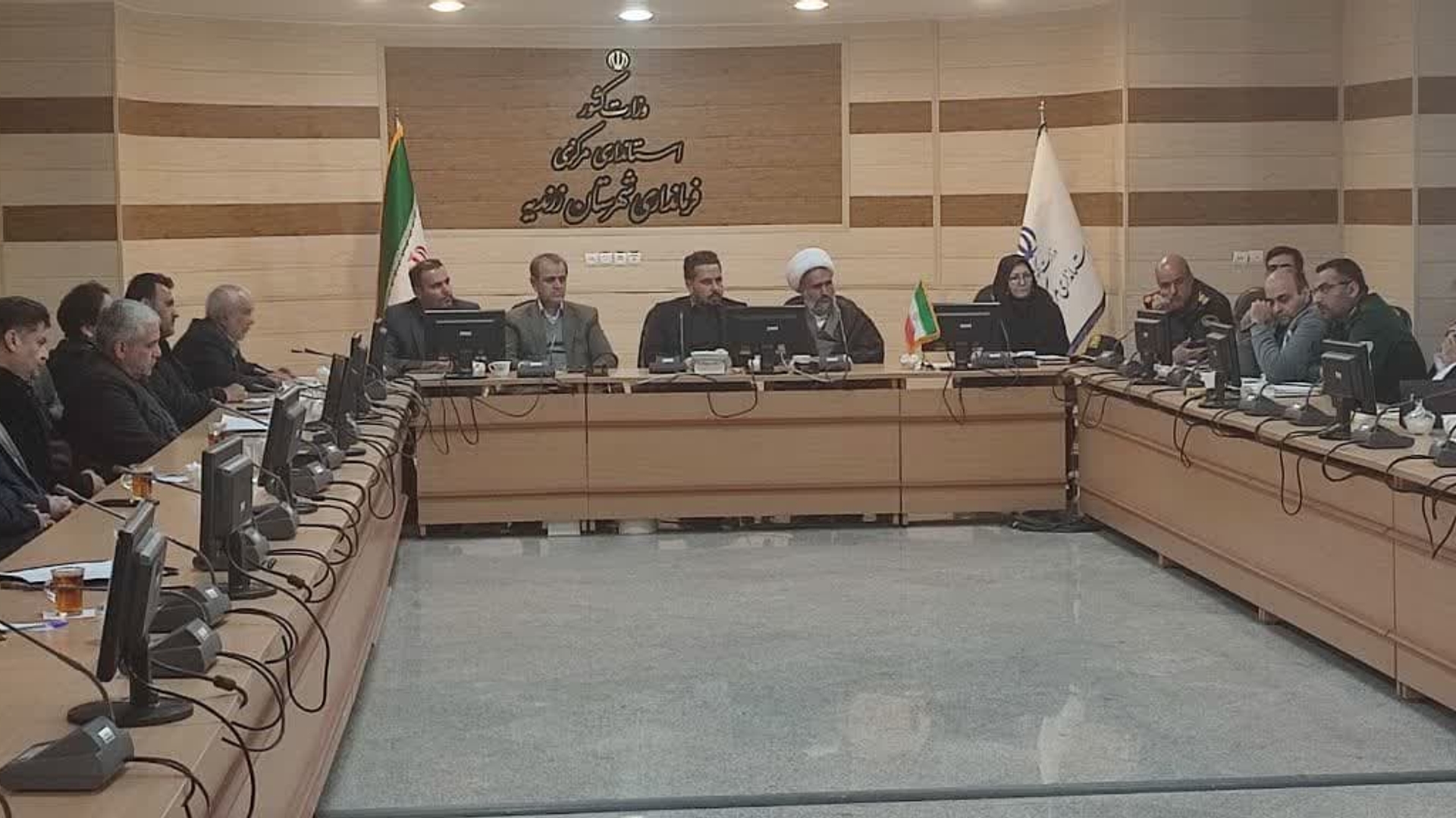 جلسه هماهنگی برنامه‌های گرامیداشت دهه مبارک فجر
