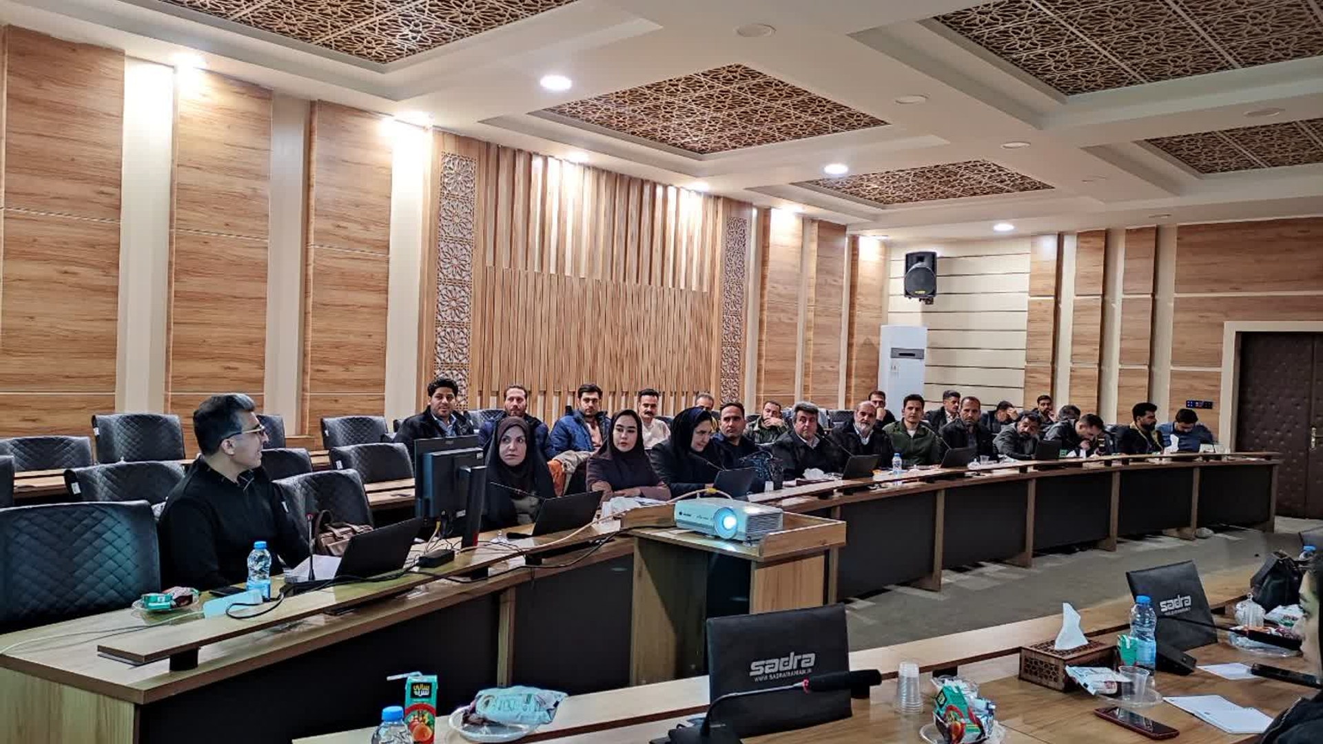برگزاری کارگاه آموزشی، توجیهی "مدیریت نوین روستایی" و "سامانه هوشمند امداد (سها)"