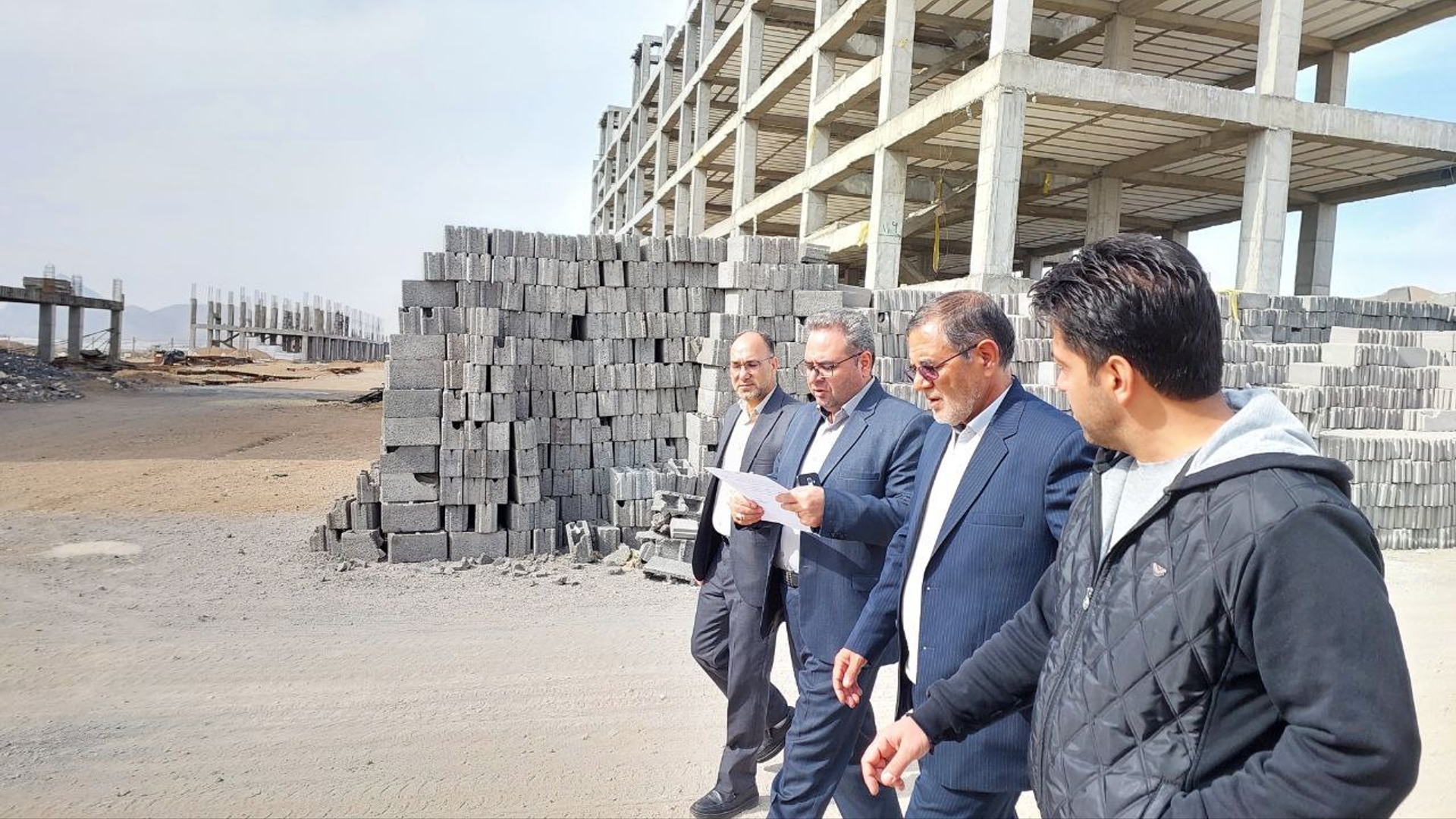 بررسی میدانی پروژه نهضت اقدام ملی مسکن شهر محلات