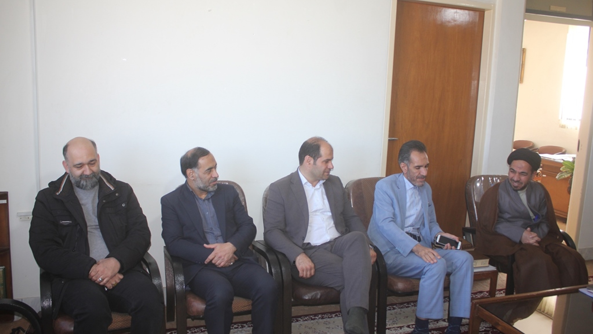 دیدار نوروزی فرماندار و نماینده مردم خمین در مجلس با امام جمعه شهرستان انجام شد
