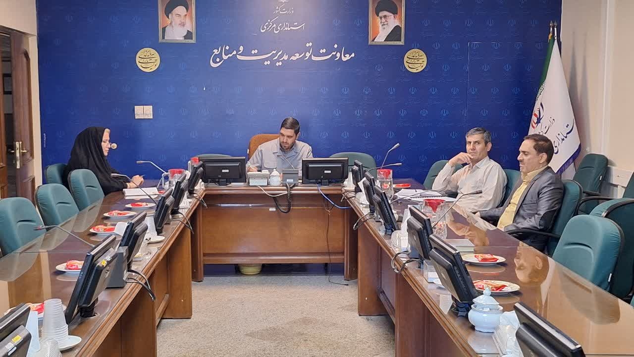 🔻جلسه ۲ آموزشی بازرسان ماده ۹۱ استان مرکزی برگزار شد.

🔹جلسه ۲ آموزشی بازرسان ماده ۹۱ استان مرکزی با حضور اعضای مربوطه در سالن جلسات پروین اعتصامی ساختمان حضرت امام خمینی ره استانداری مرکزی برگزار گردید.

🔹 در این جلسه بازرسان ماده ۹۱ استان مرکزی حضور داشتند.