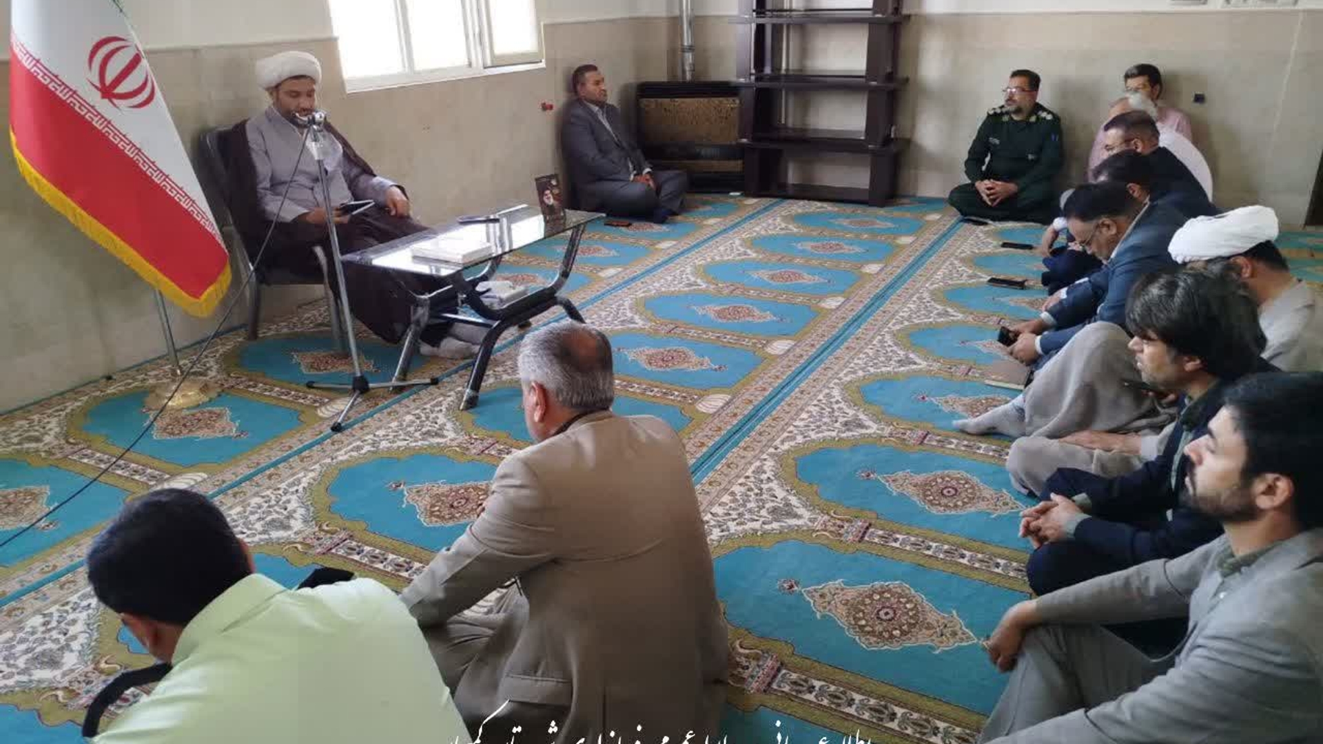 🔻برگزاری جلسه درس اخلاق با حضور فرماندار شهرستان و جمعی از رؤسای دستگاه‌های اجرایی در محل دفتر امام جمعه شهرستان کمیجان