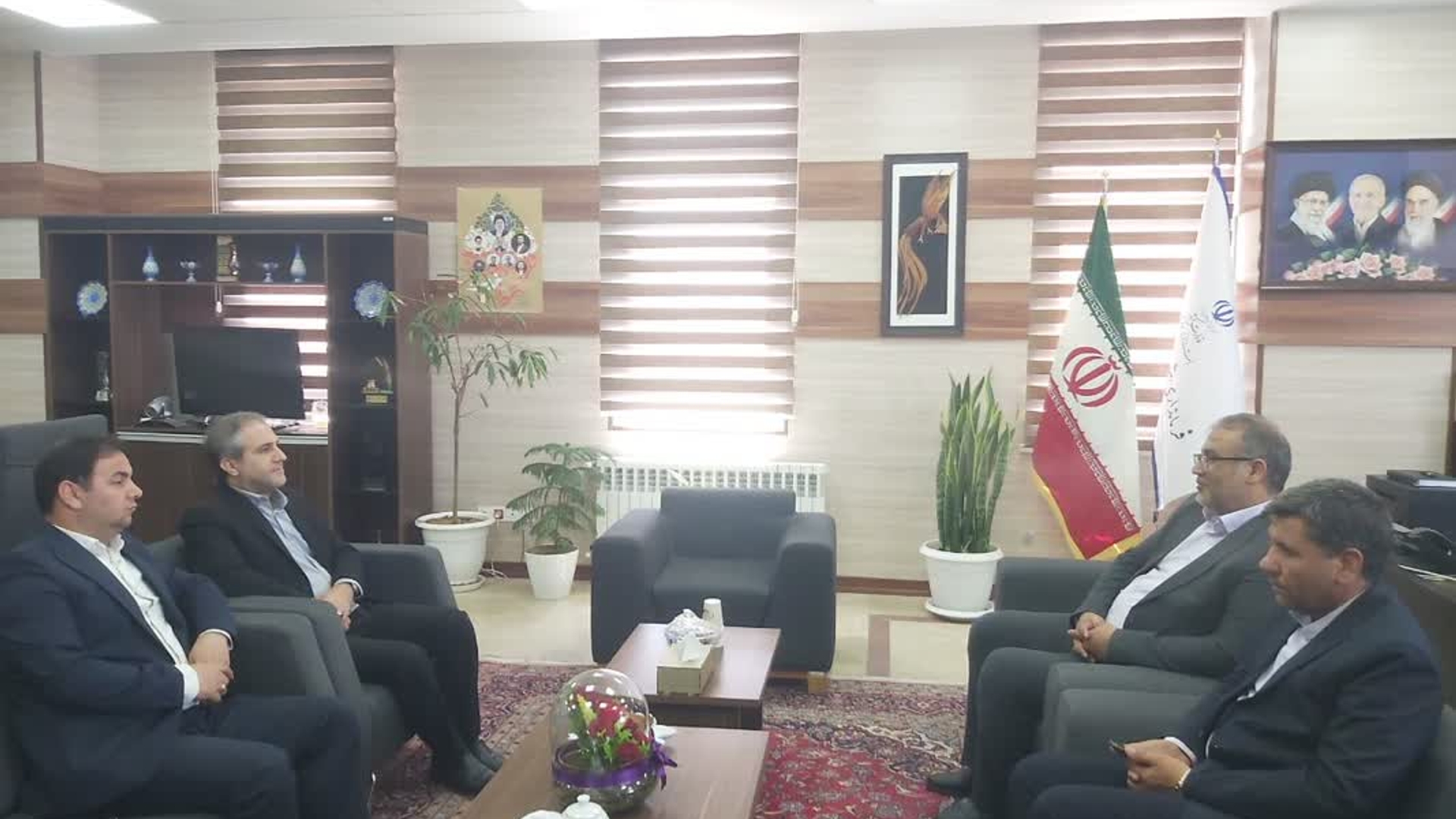 ☑ بررسی مسائل و اولویت‌های حوزه روستایی در دیدار مدیرکل دفتر امور روستایی و شوراهای استانداری مرکزی با سرپرست فرمانداری شهرستان آشتیان