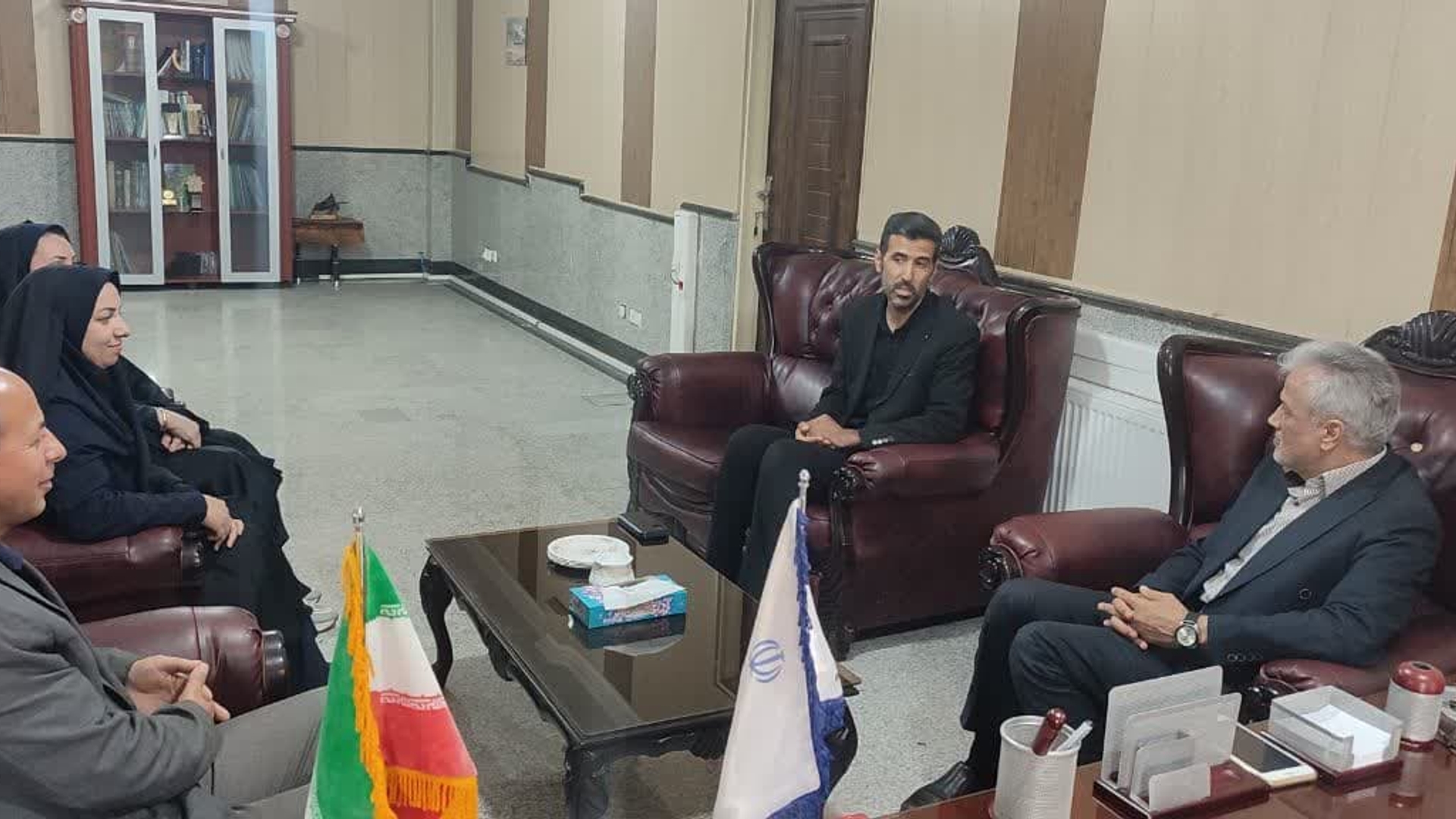 دیدار رئیس اداره بهزیستی زرندیه با سرپرست فرمانداری