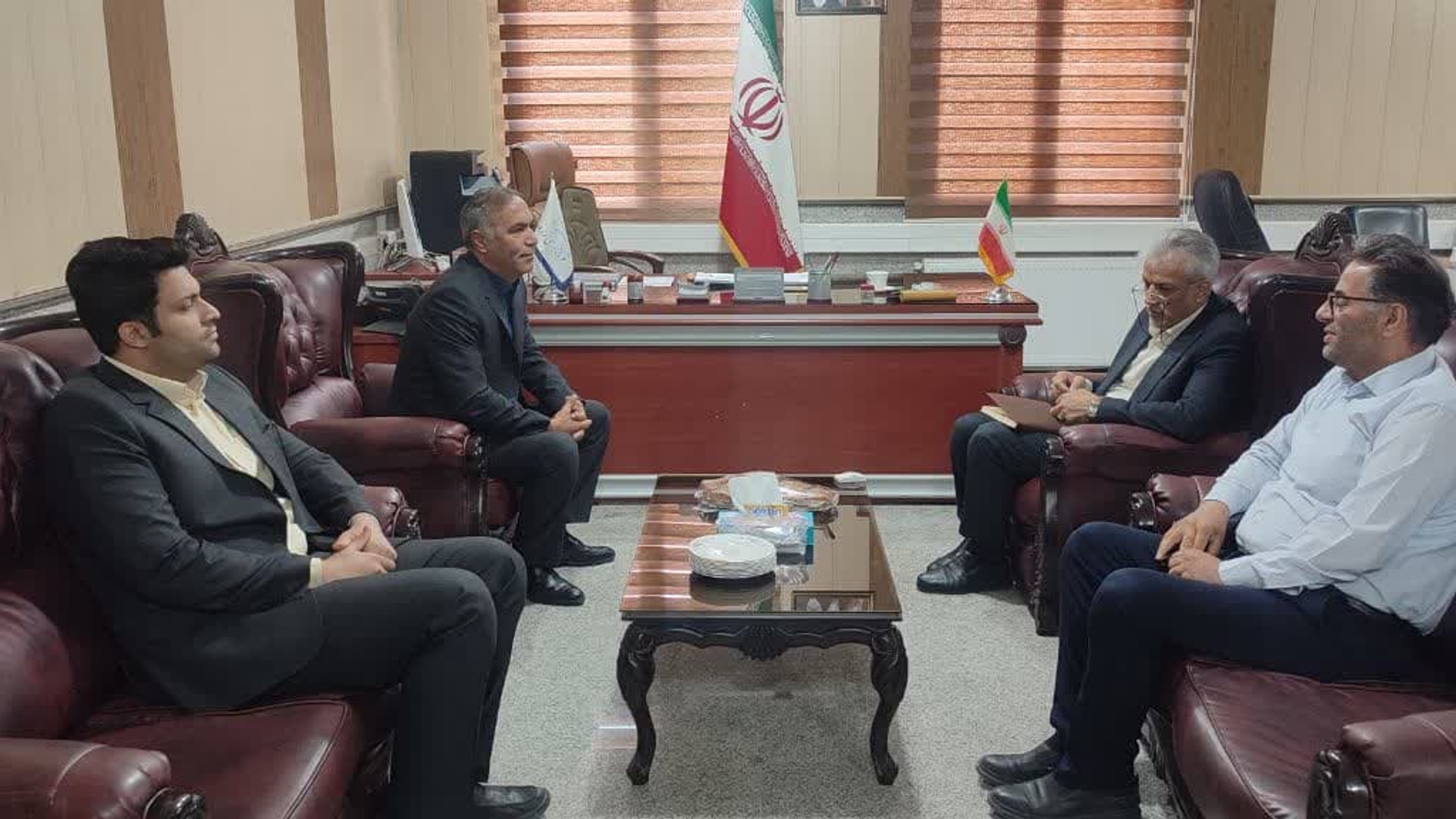 دیدار رئیس و مهندسین دفتر نظام مهندسی زرندیه با سرپرست فرمانداری