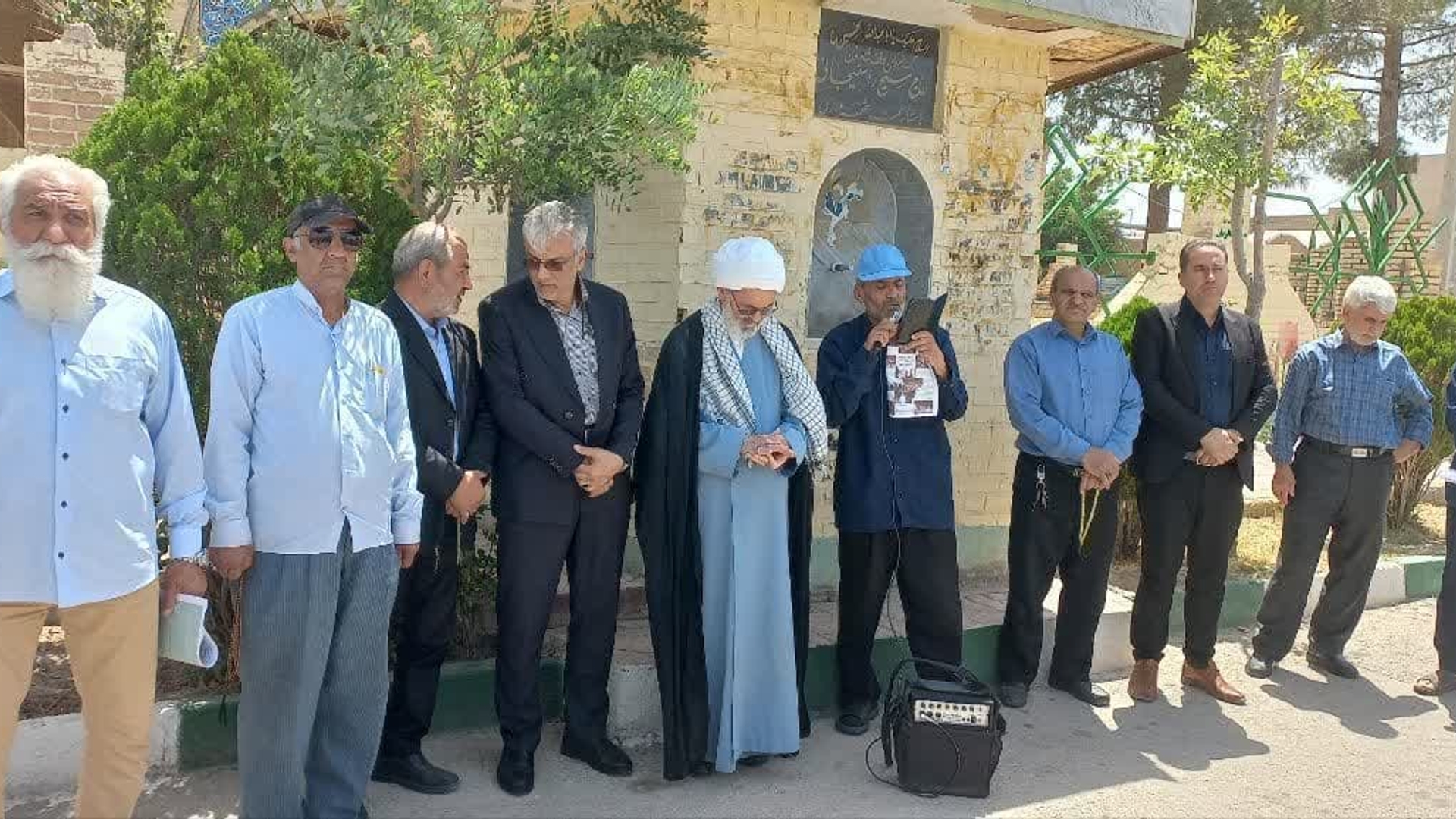 حضور دکتر احمدی در نماز جمعه و راهپیمایی جمعه‌های شهر پرندک