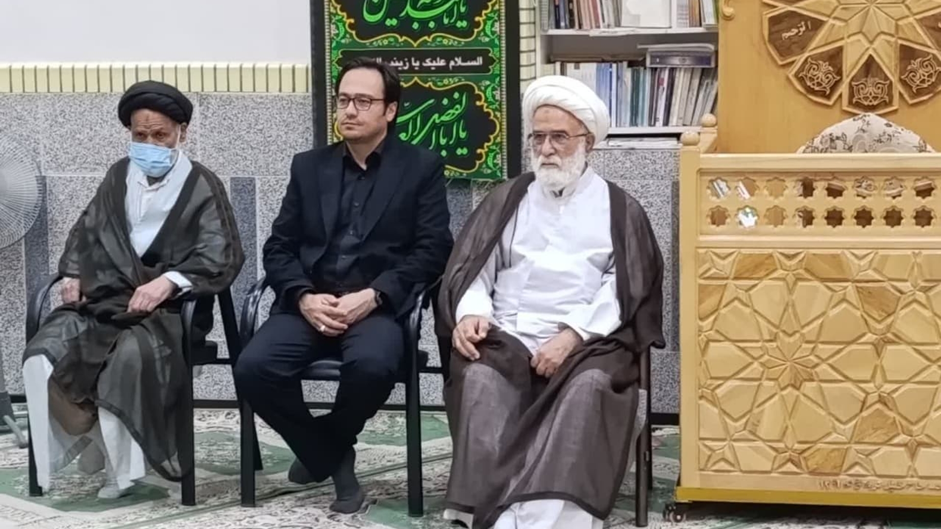 به مناسبت قدر دانی از مقام شامخ شهدای جنگ تحمیلی رژیم سفاک صهیونیستی و آمریکای جنایتکار 

 آیین بزرگداشت و یاد بود شهادت جمعی از فرماندهان عالی رتبه، دانشمندان هسته‌ای ، دیگر هموطنان ميهن عزیز ایرانی اسلامی و شهدای شهرستان دلیجان 

♦️با حضور مردم قدرشناس شهرستان دلیجان خانواده معظم شهدا ومسولین شهرستان برگزارشد 

روز  شنبه 7 تیر ماه