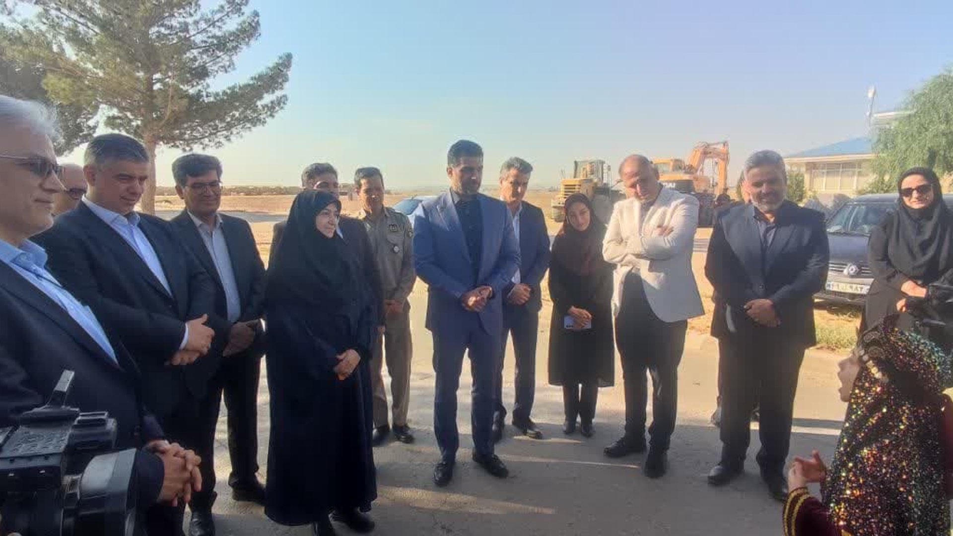 معاون رئیس جمهور و رئیس سازمان حفاظت از محیط زیست کشور به شهرستان زرندیه سفر کرد