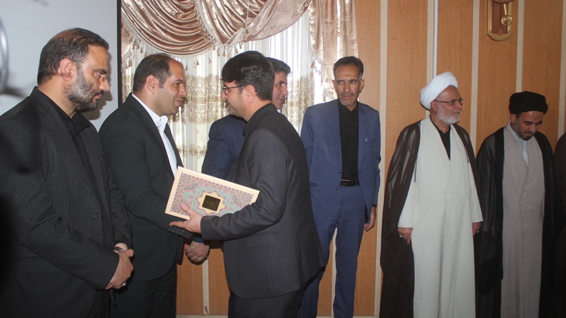 پنجمین جلسه شورای اداری شهرستان خمین در سال 1404 برگزار شد