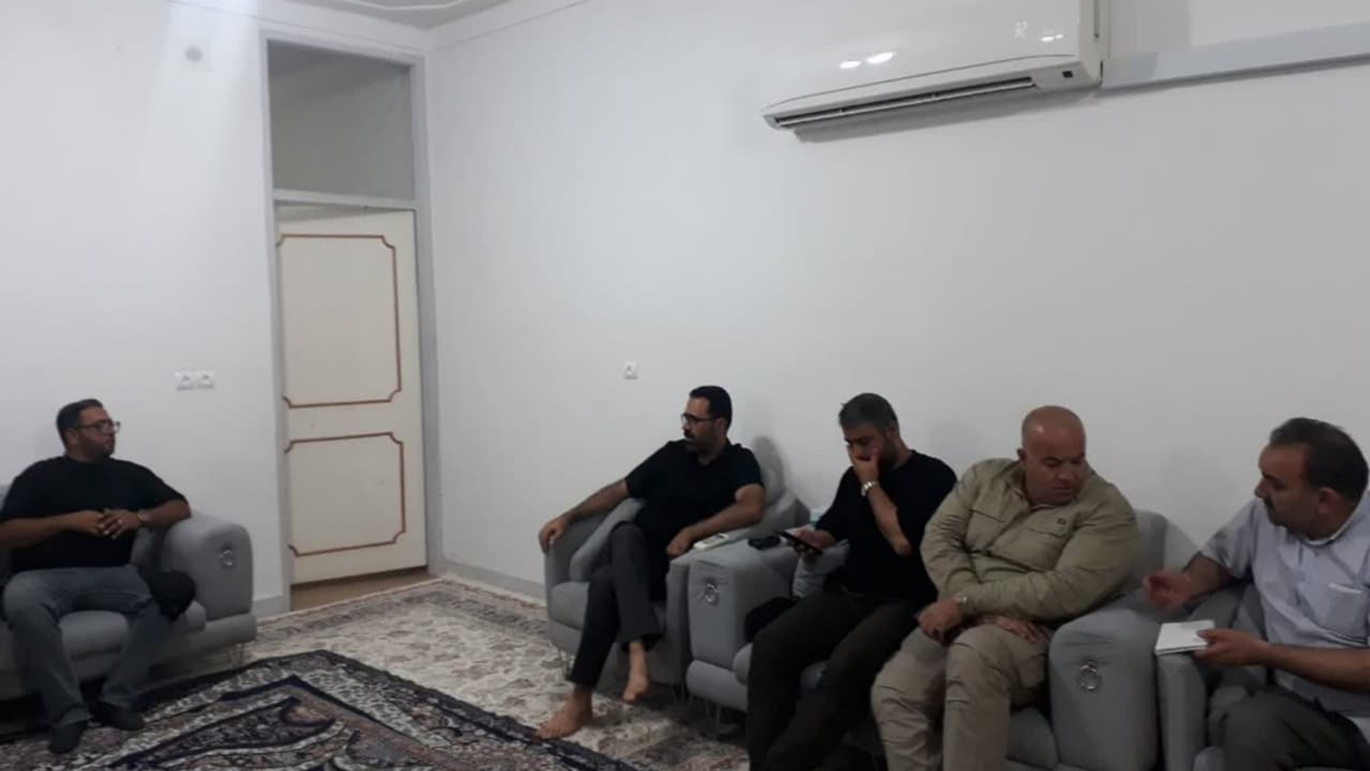 در بدو ورود به شهر مرزی مهران ، دیدار مدیر کل پدافند غیرعامل و مسئول ستاد اربعین استان در شهر مهران با نمایندگان شهرداری اراک