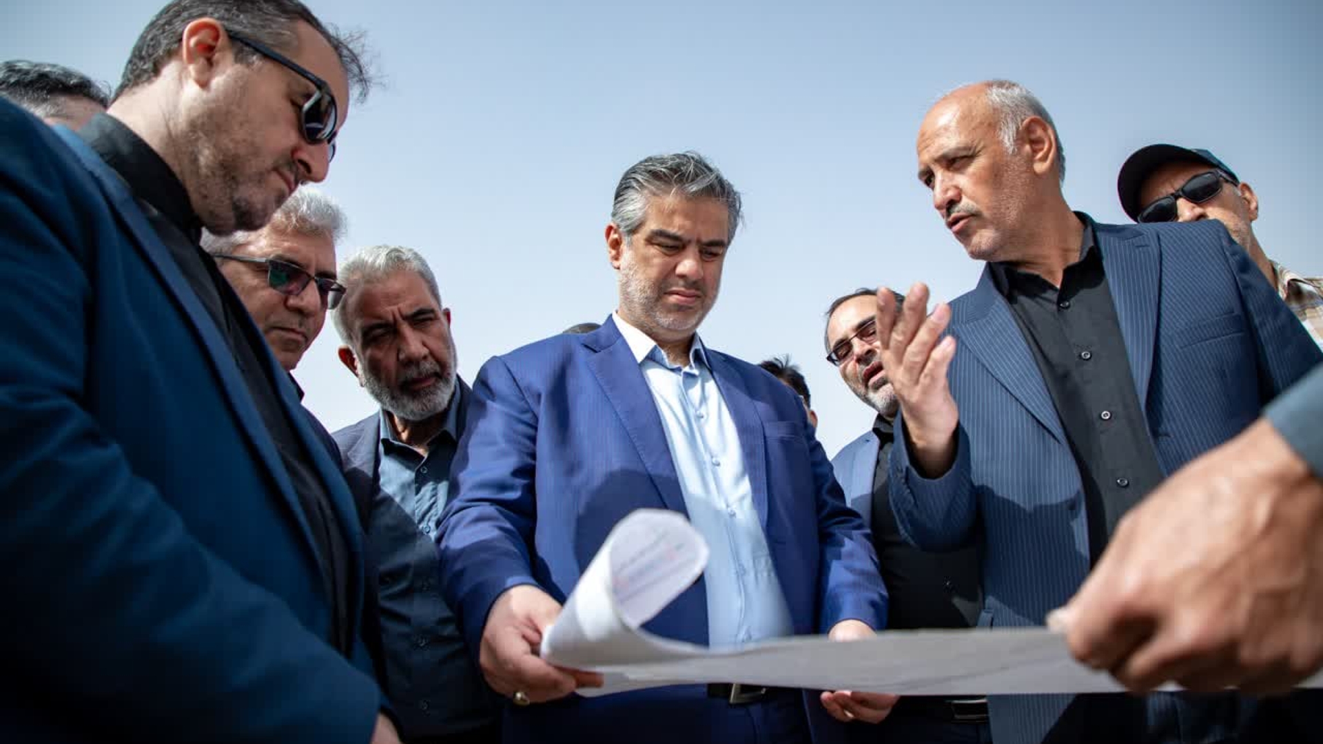 بازدید استاندار مرکزی به همراه فرماندار اراک از پل فیجان
