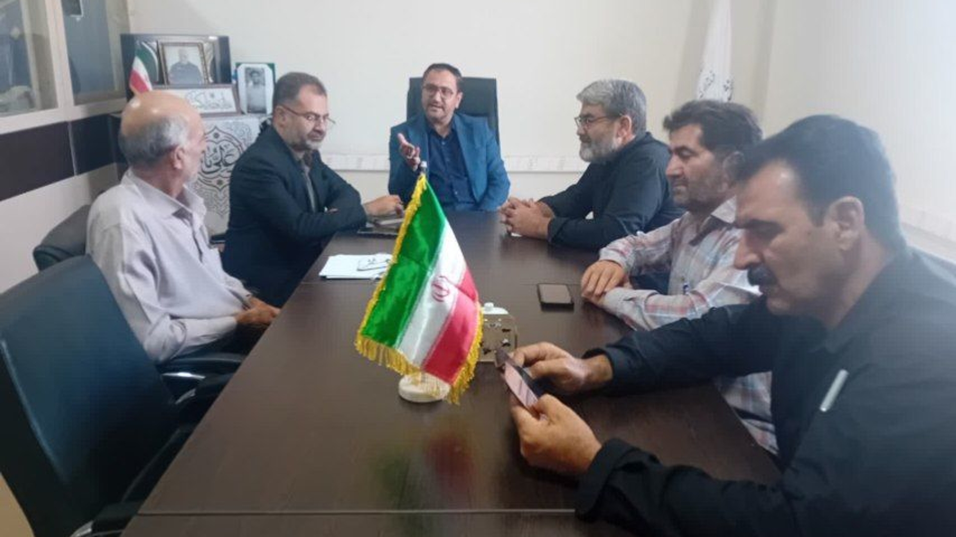 🔷 حضور فرماندار شهرستان خنداب در جلسه شورای اسلامی بخش مرکزی